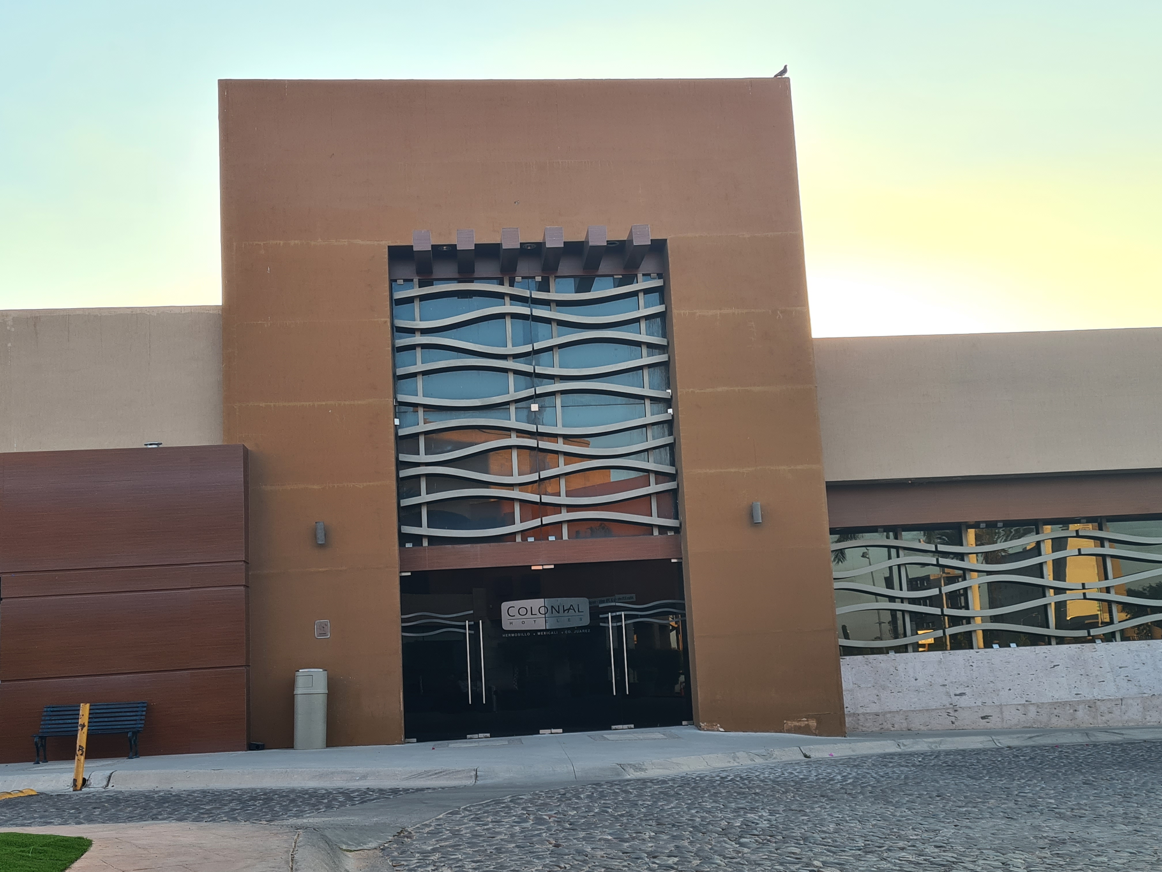 Buffet Hotel Colonial image 7