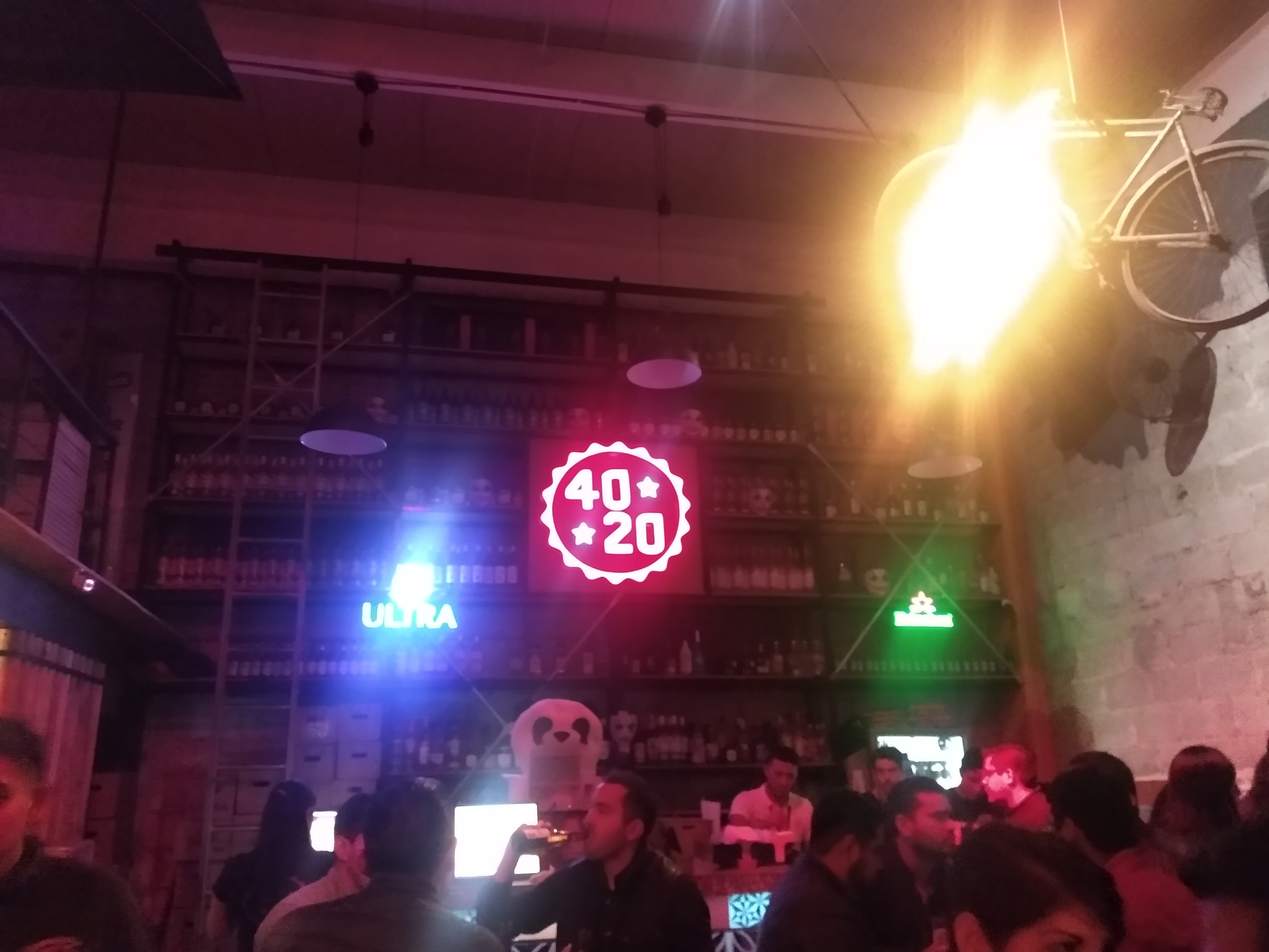 Cervecería Restaurante 40 20 image 7