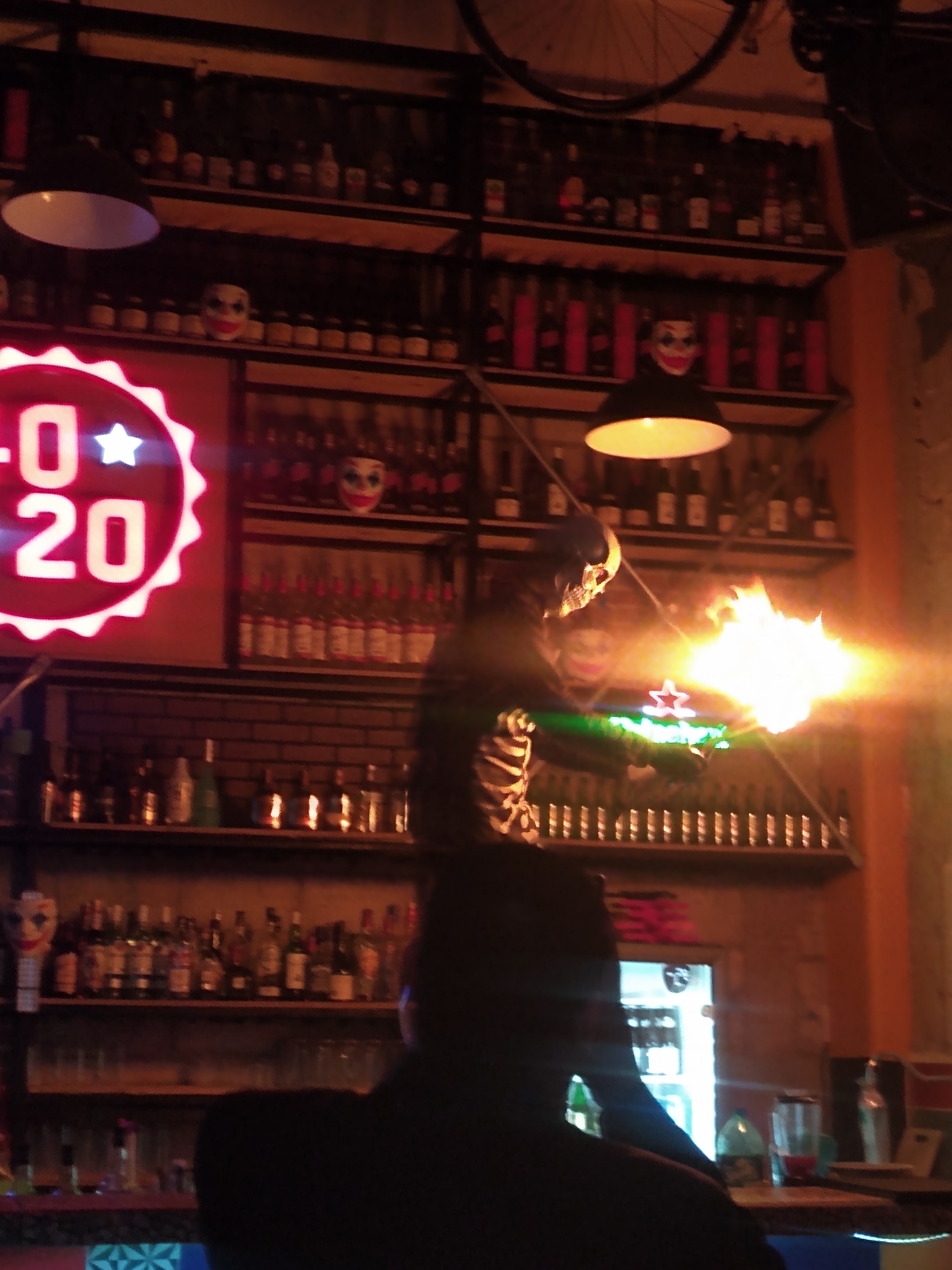 Cervecería Restaurante 40 20 image 8