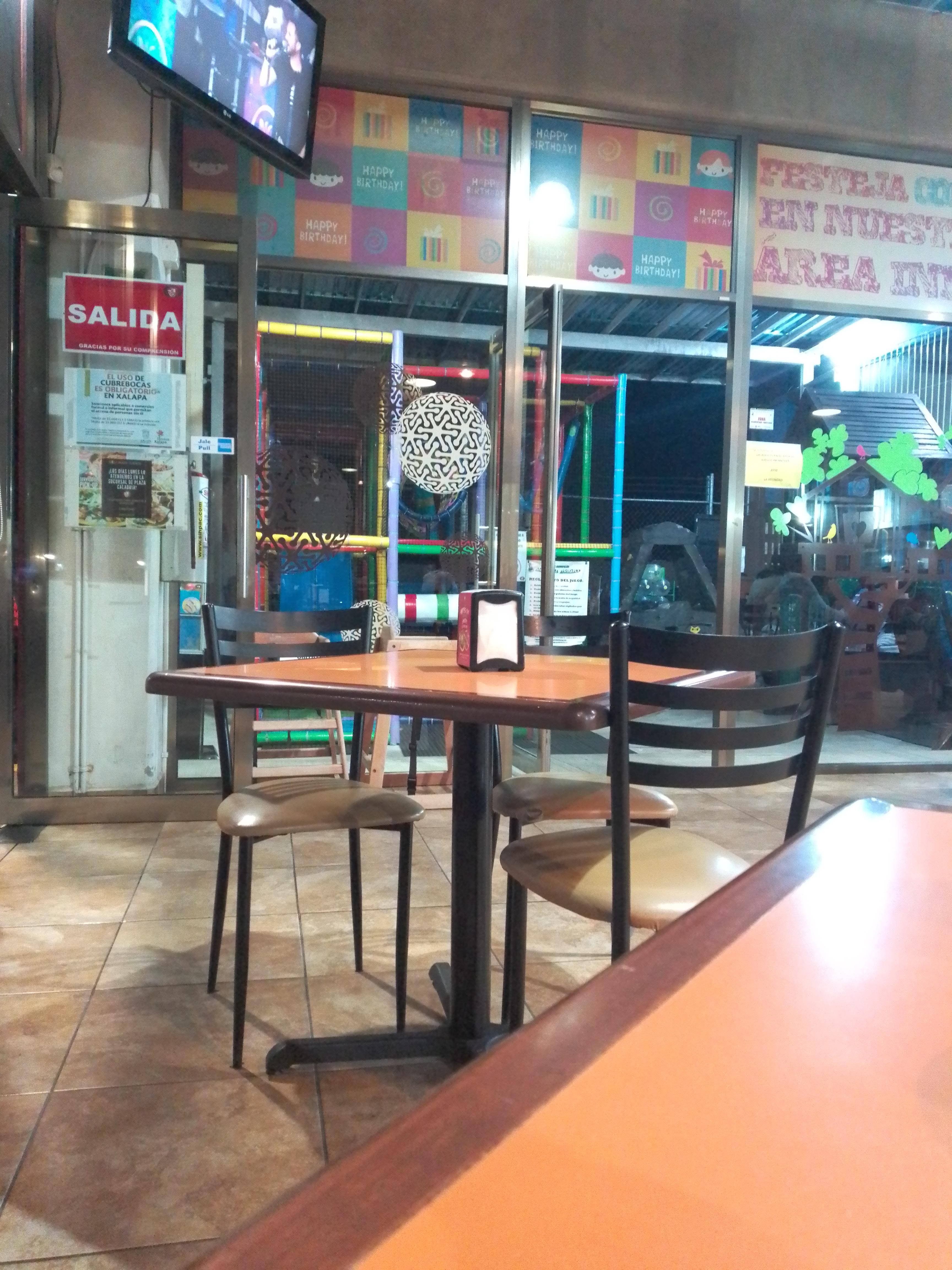 La Vecindad Tacos Bugambilias image 7