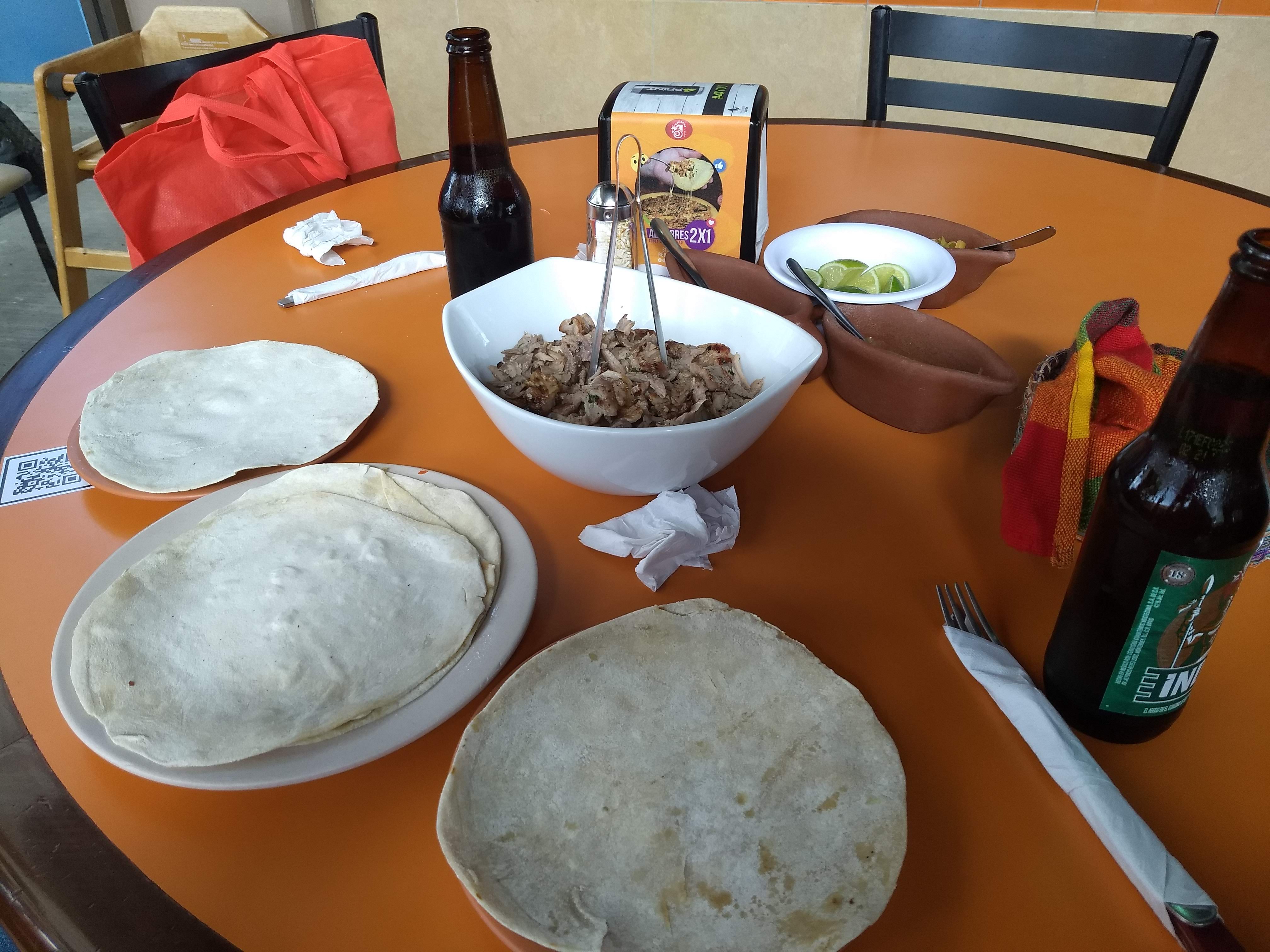 La Vecindad Tacos Bugambilias image 10