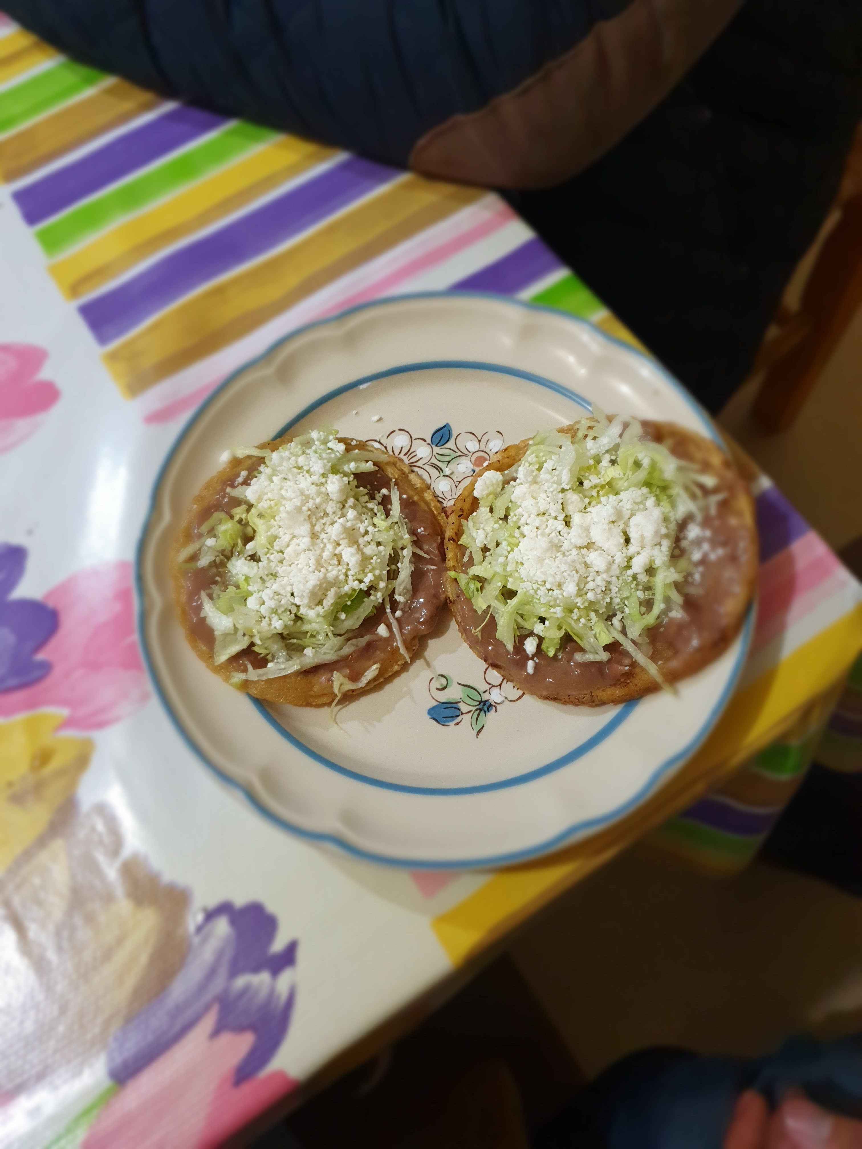 Tacos y antojitos image 3
