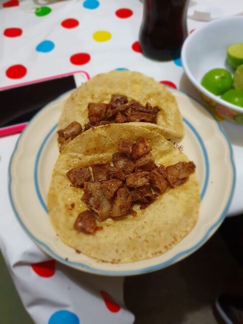 Tacos y antojitos image 4
