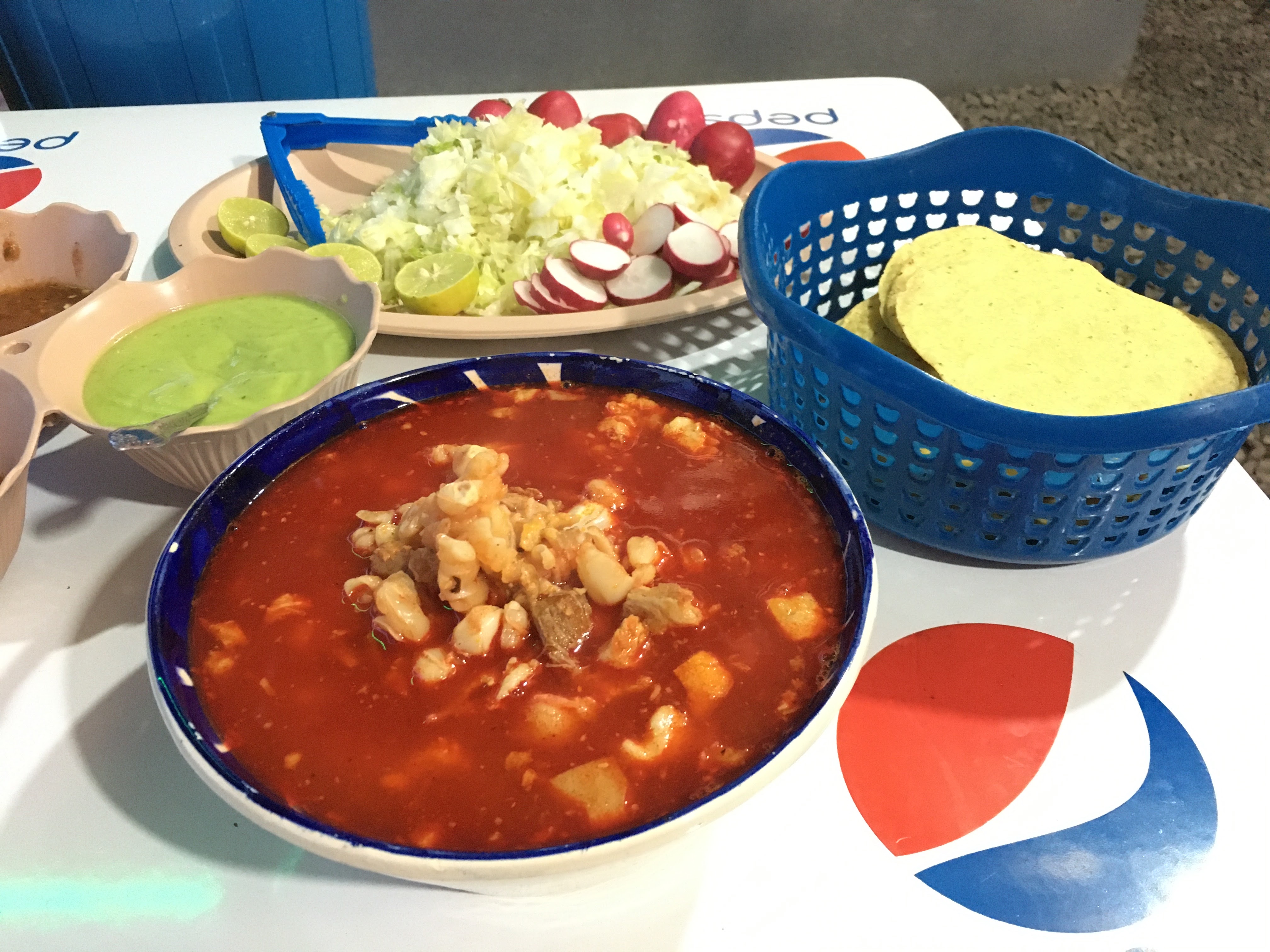 Tlayudas y carnes asadas image 6