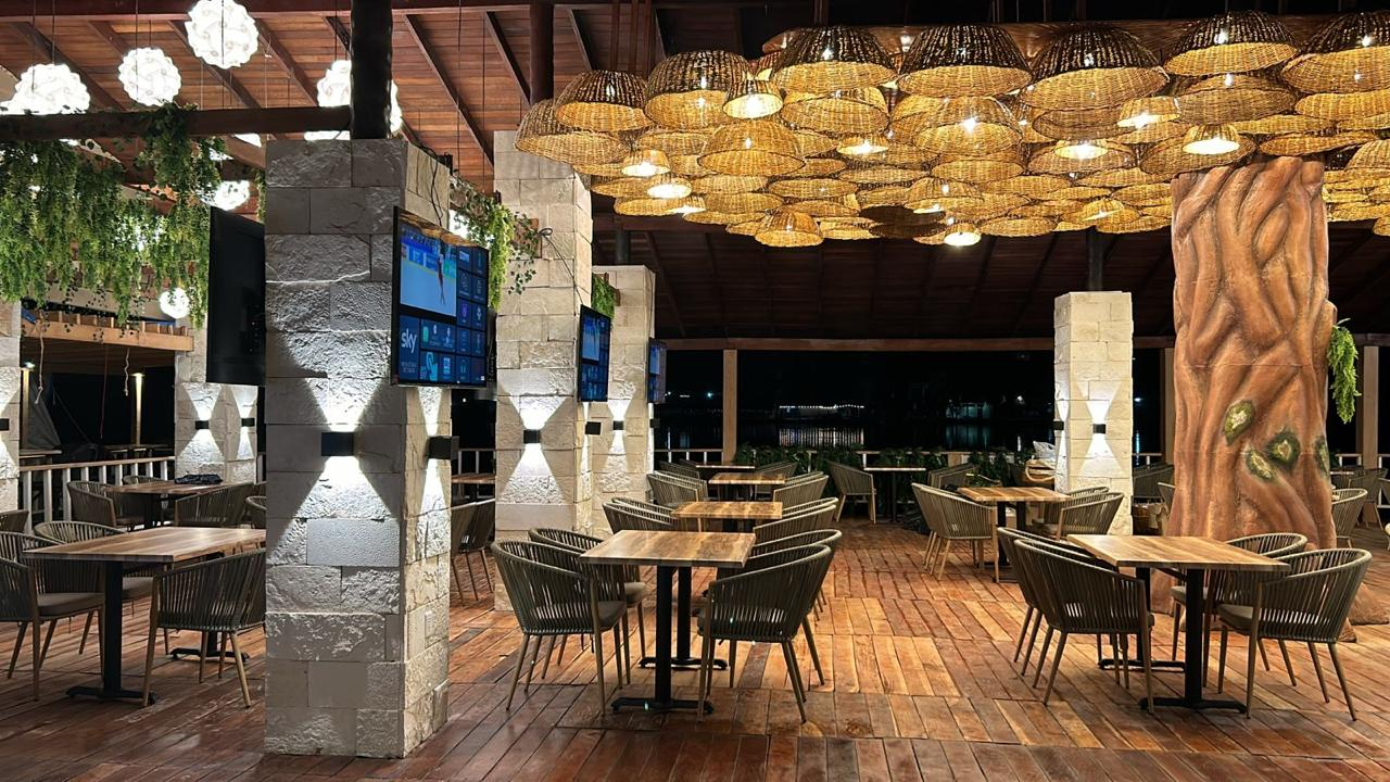 Luna Seafood image 1