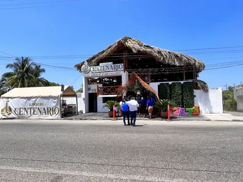 EL PASEO DEL CENTENARIO image 4