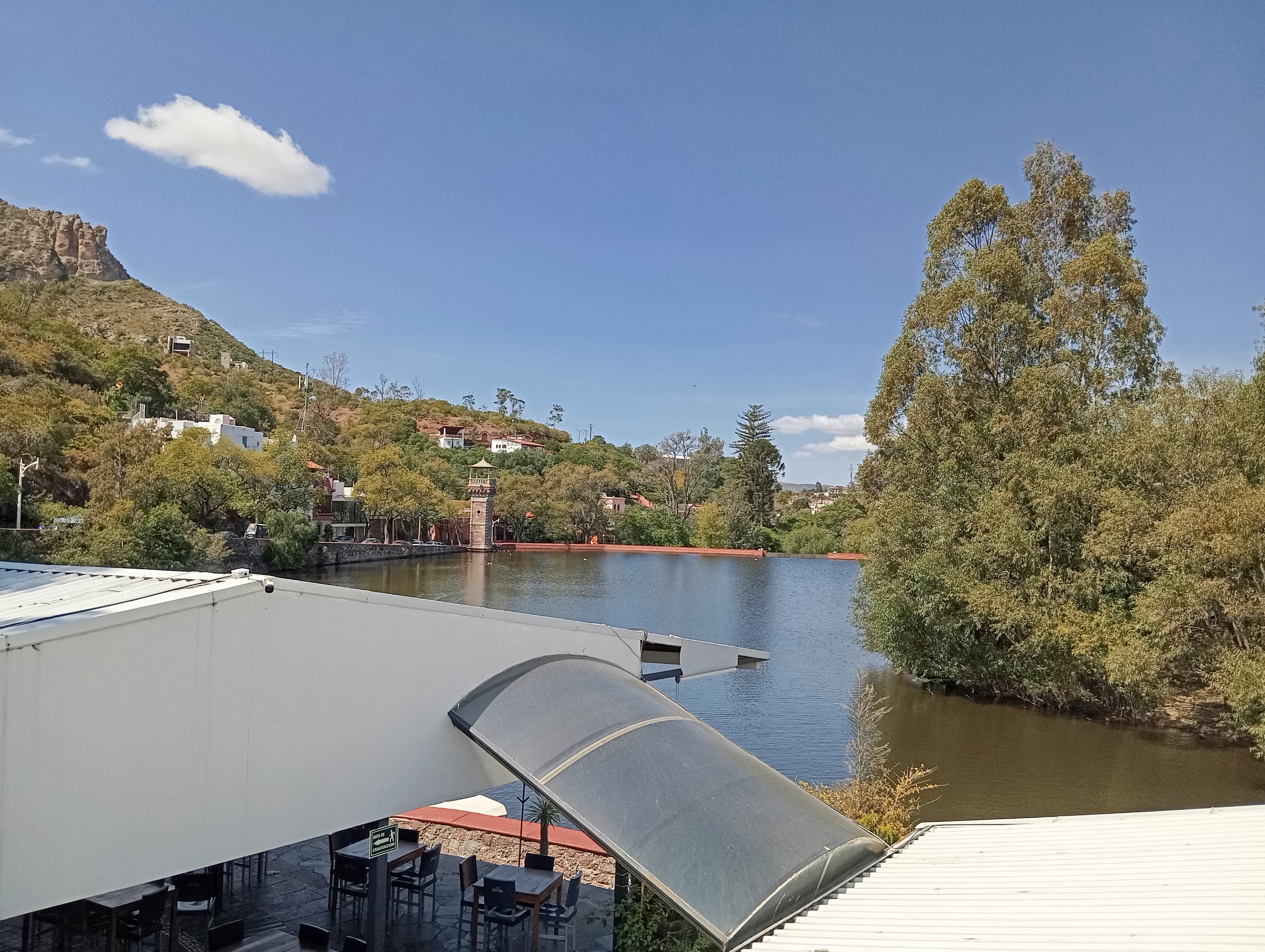 El Embarcadero image 5