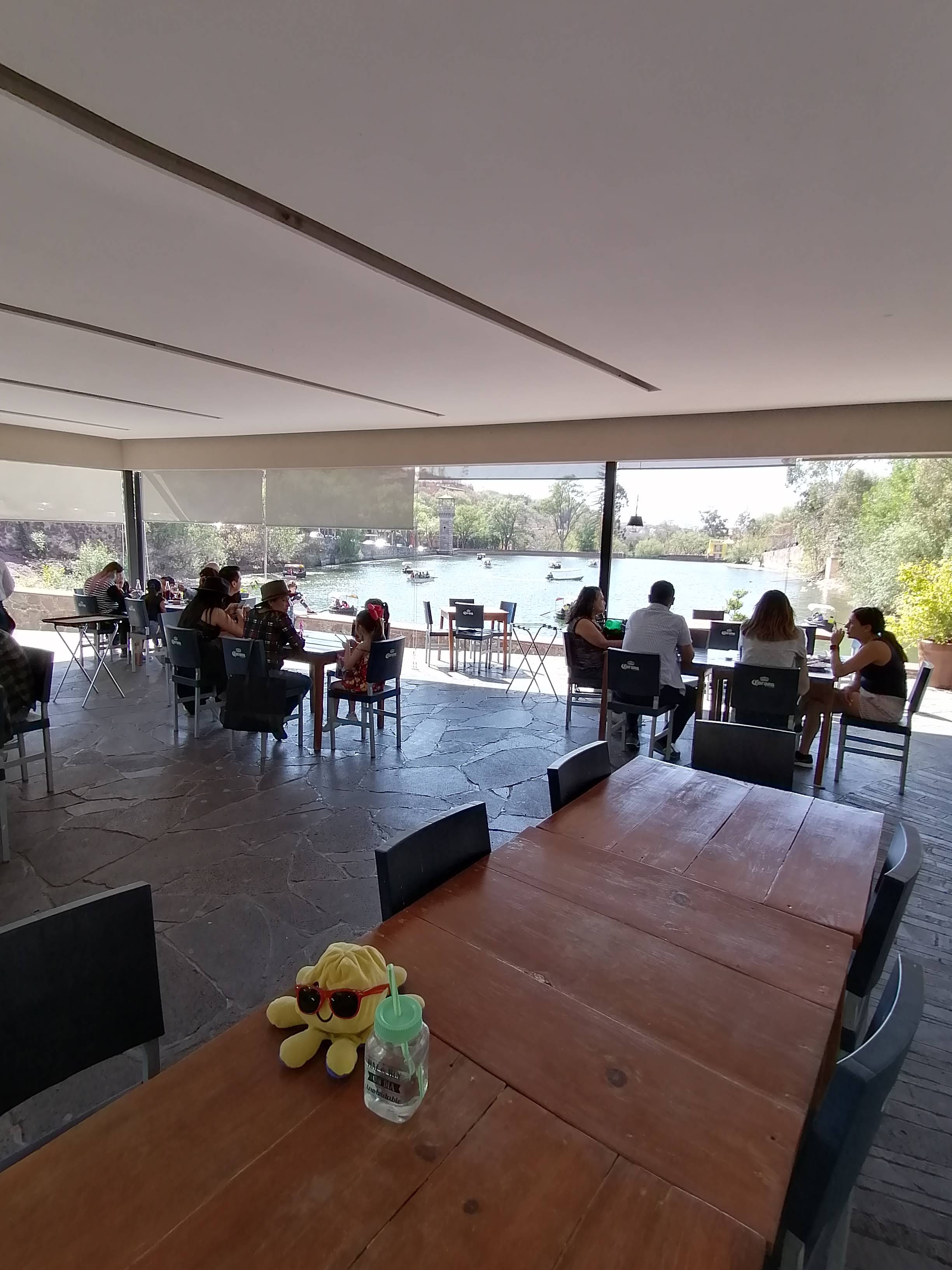 El Embarcadero image 6