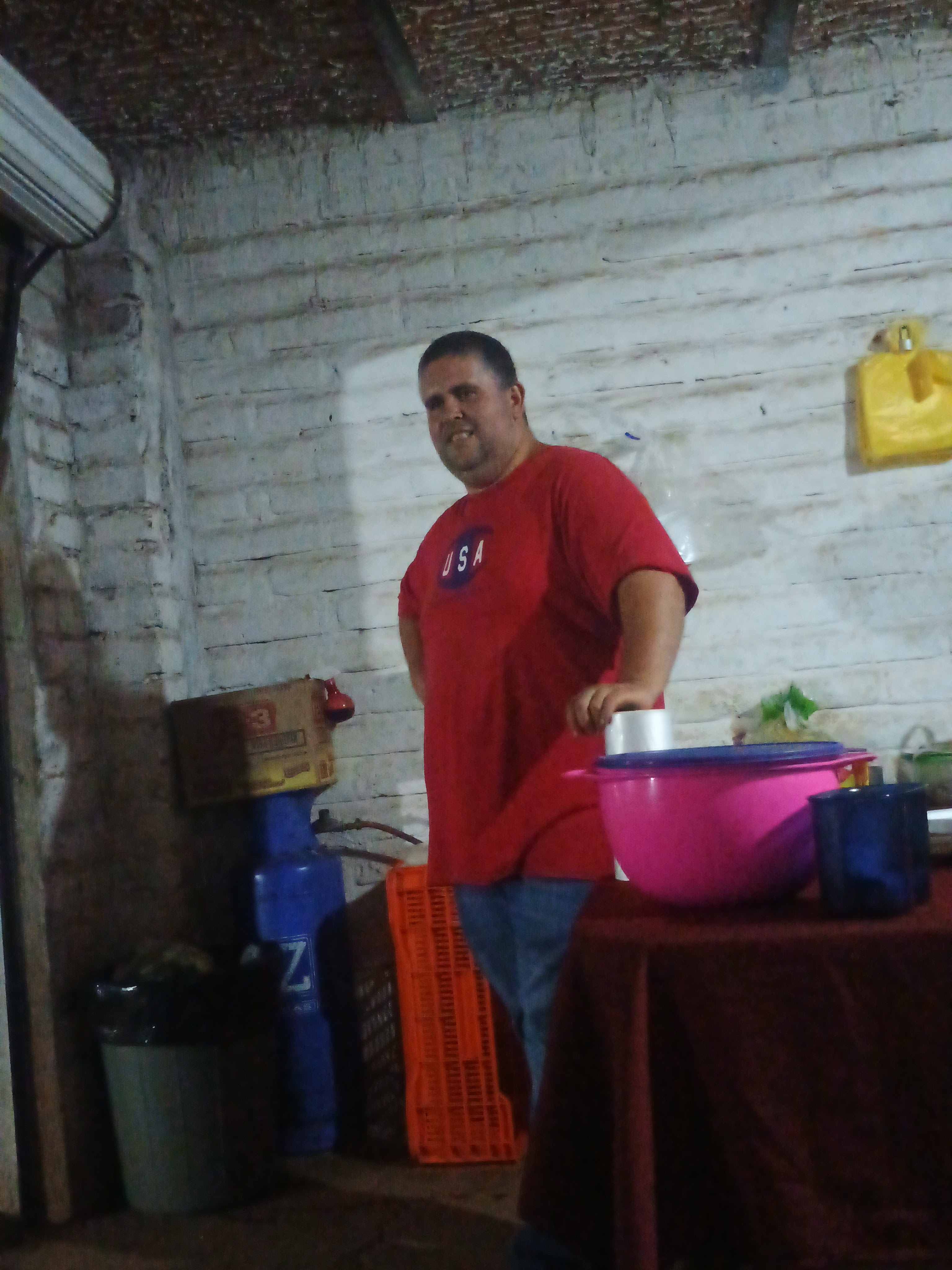 Toño el hamburguesero image 6