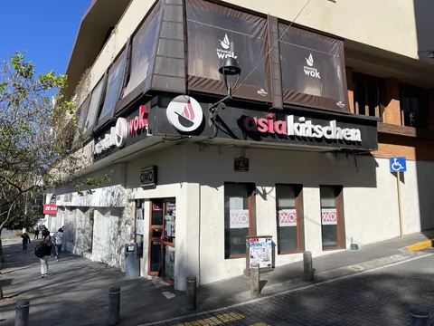 Oriental Wok image 1