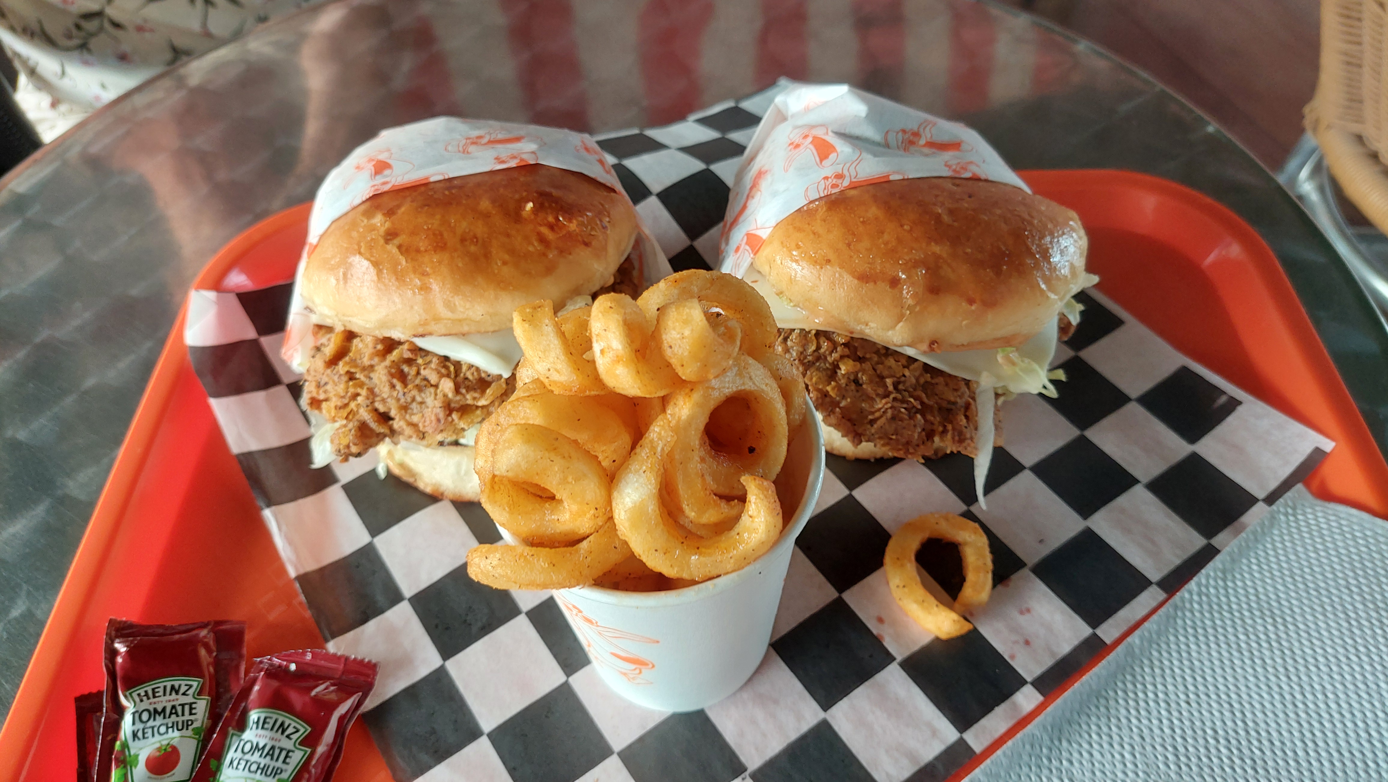 Chik's Restaurante image 1