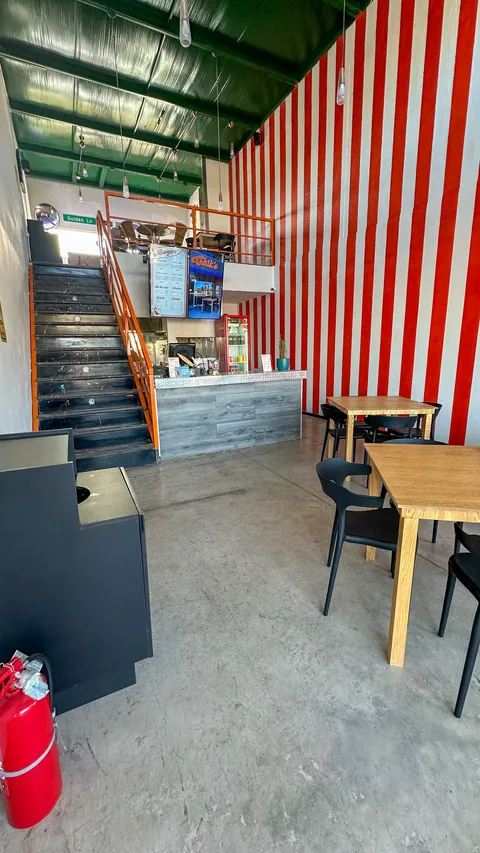 Chik's Restaurante image 2