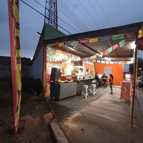 Tacos y Hamburguesas La Providencia image 1