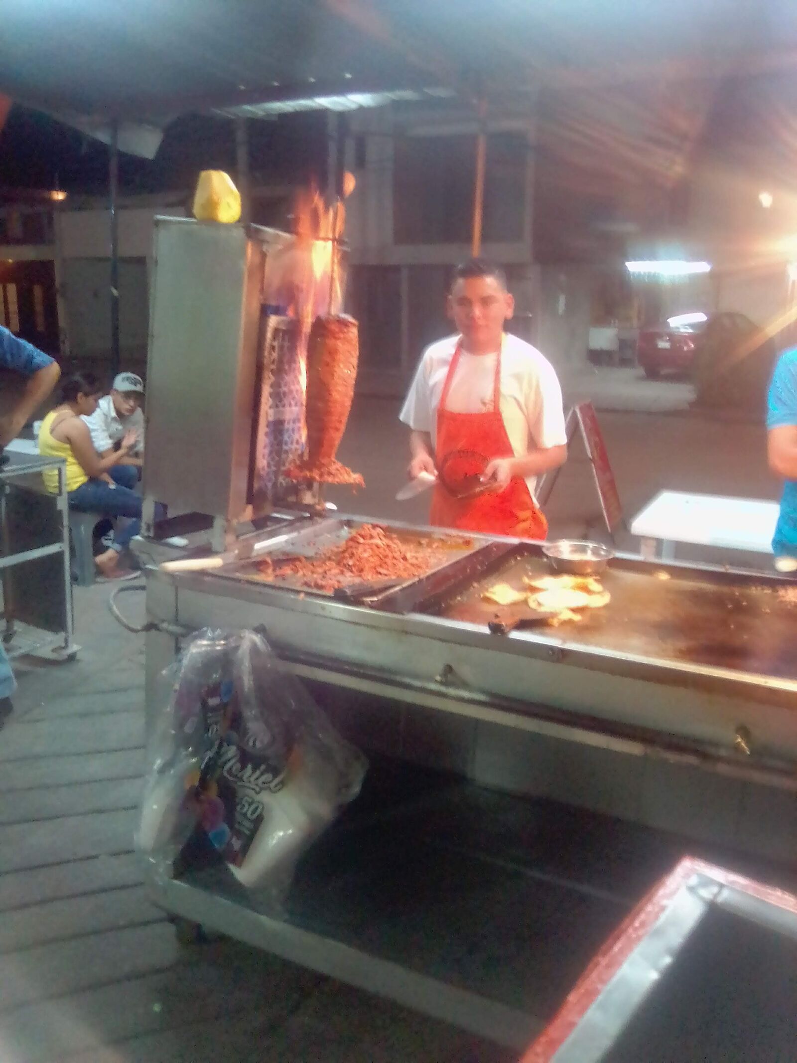 Tacos y Hamburguesas La Providencia image 10