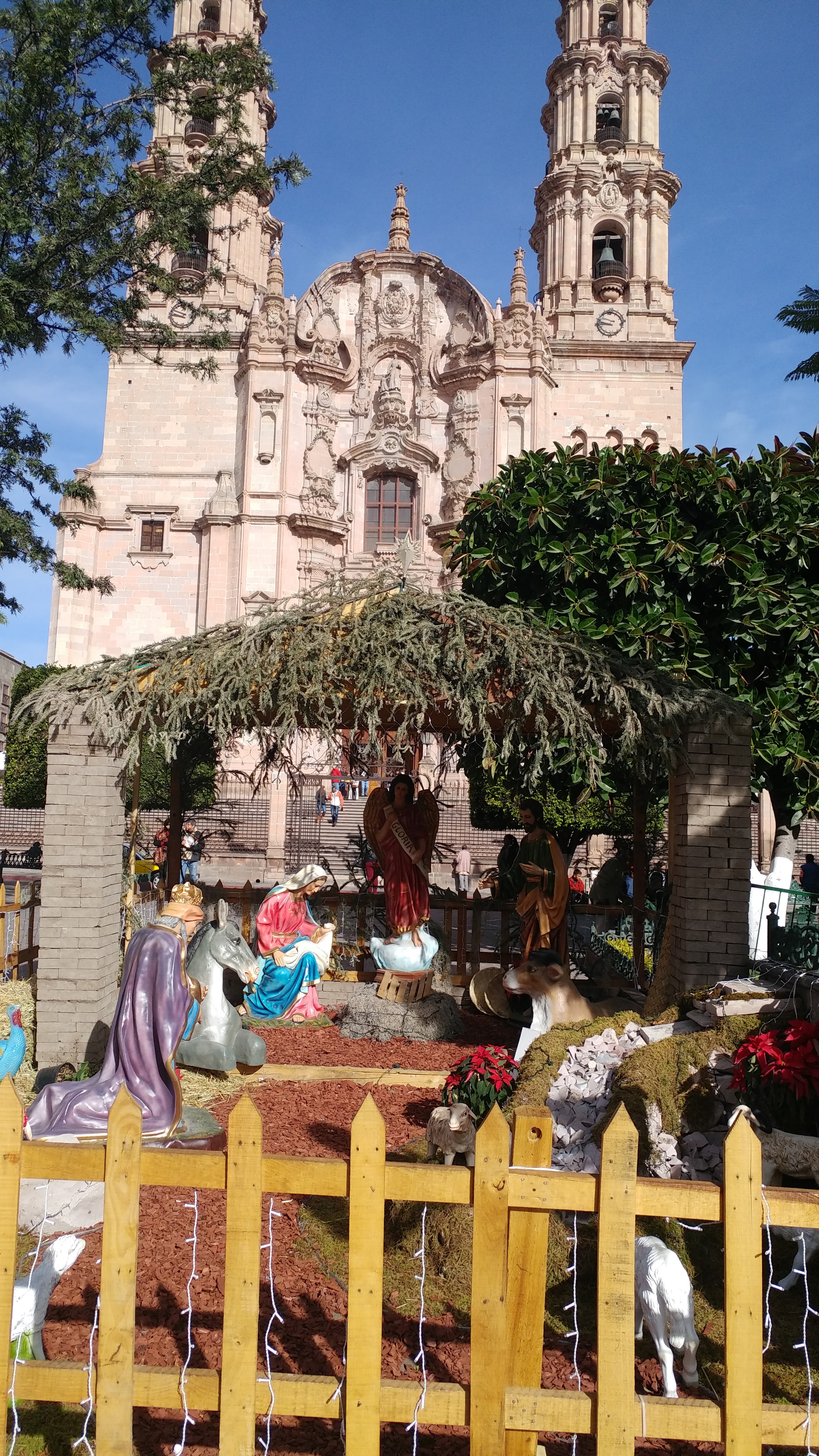 “El Marino” Restaurante est.1968 image 10