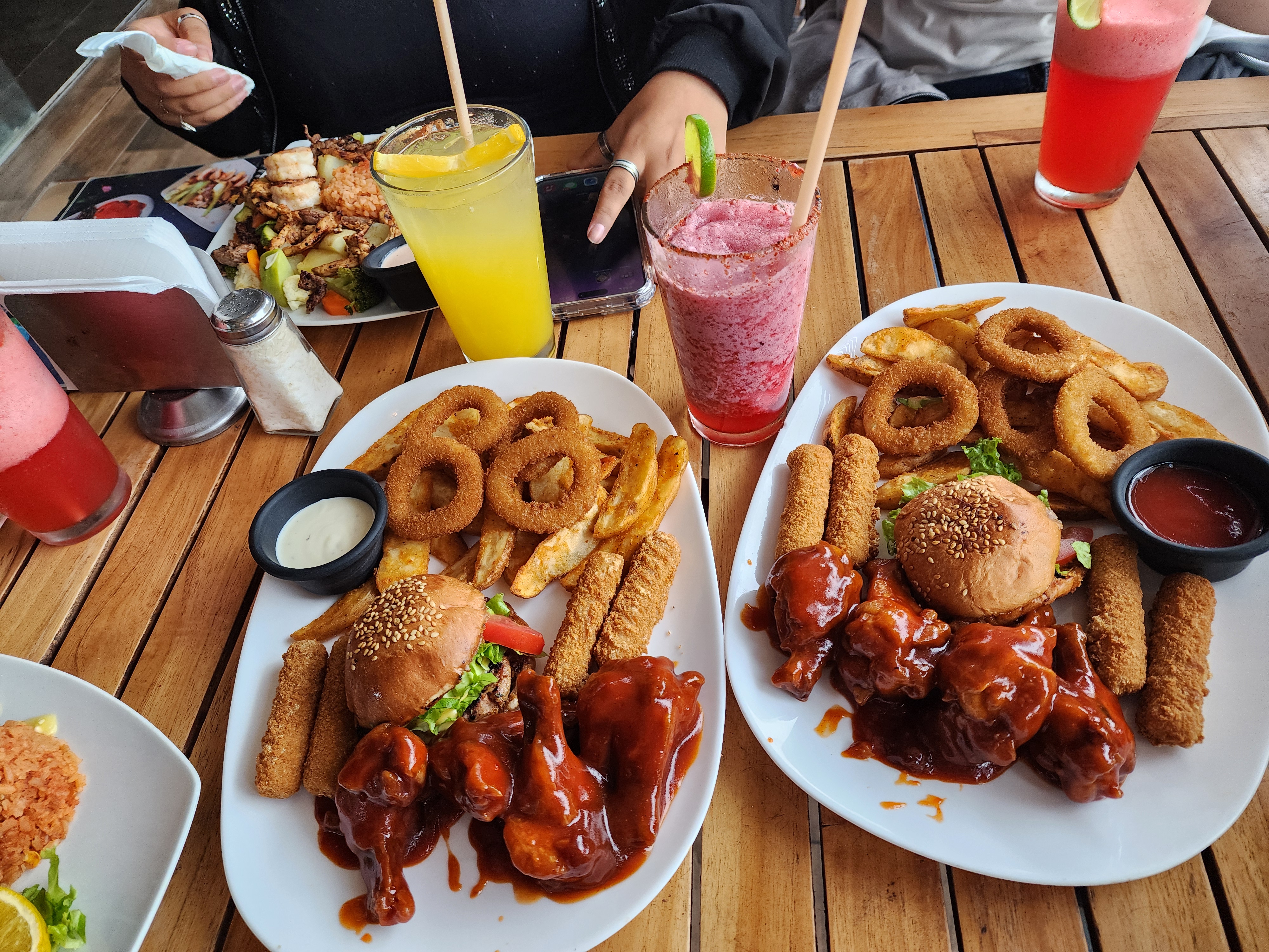 Dos Margaritas image 6