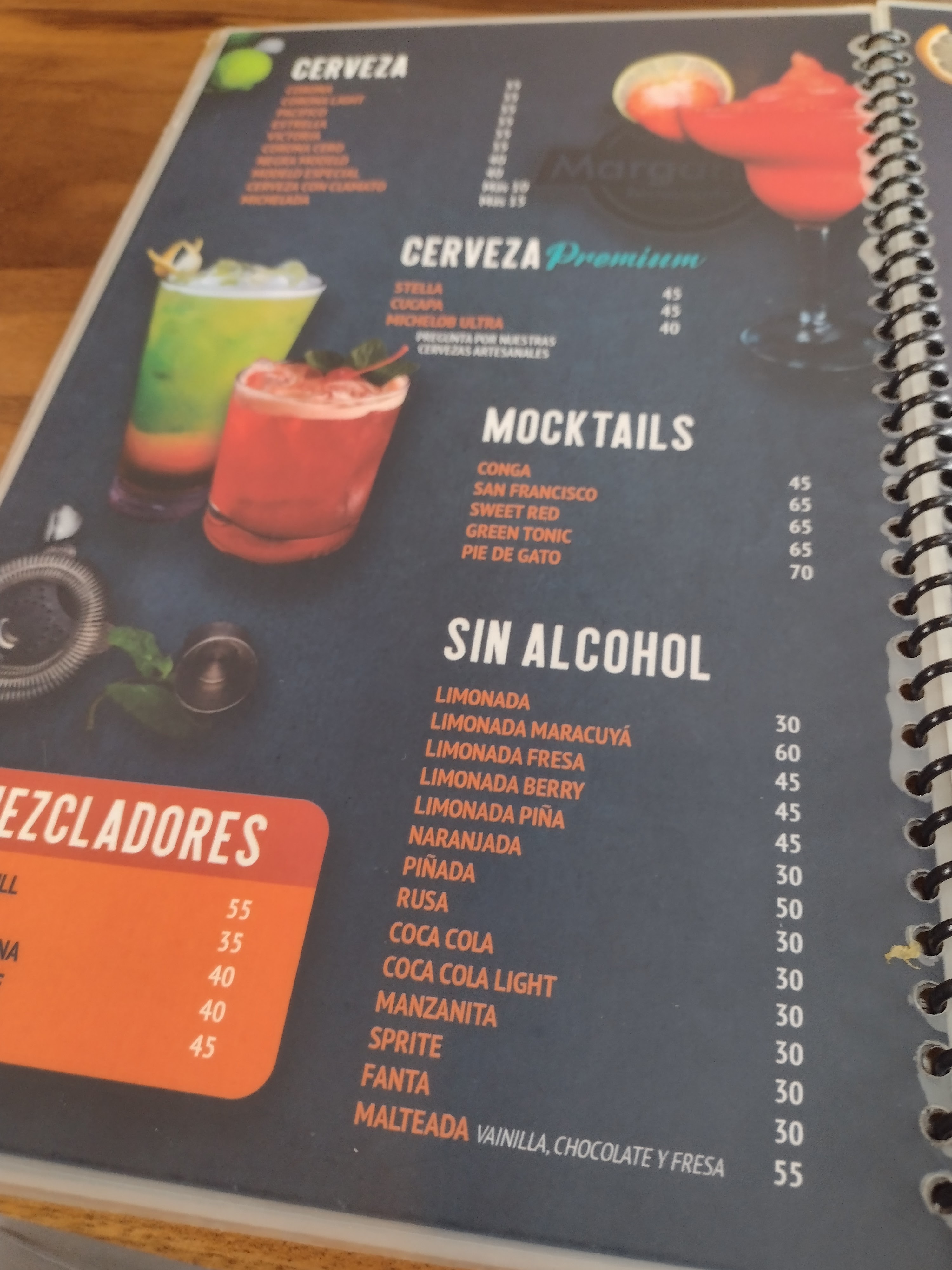 Dos Margaritas image 9