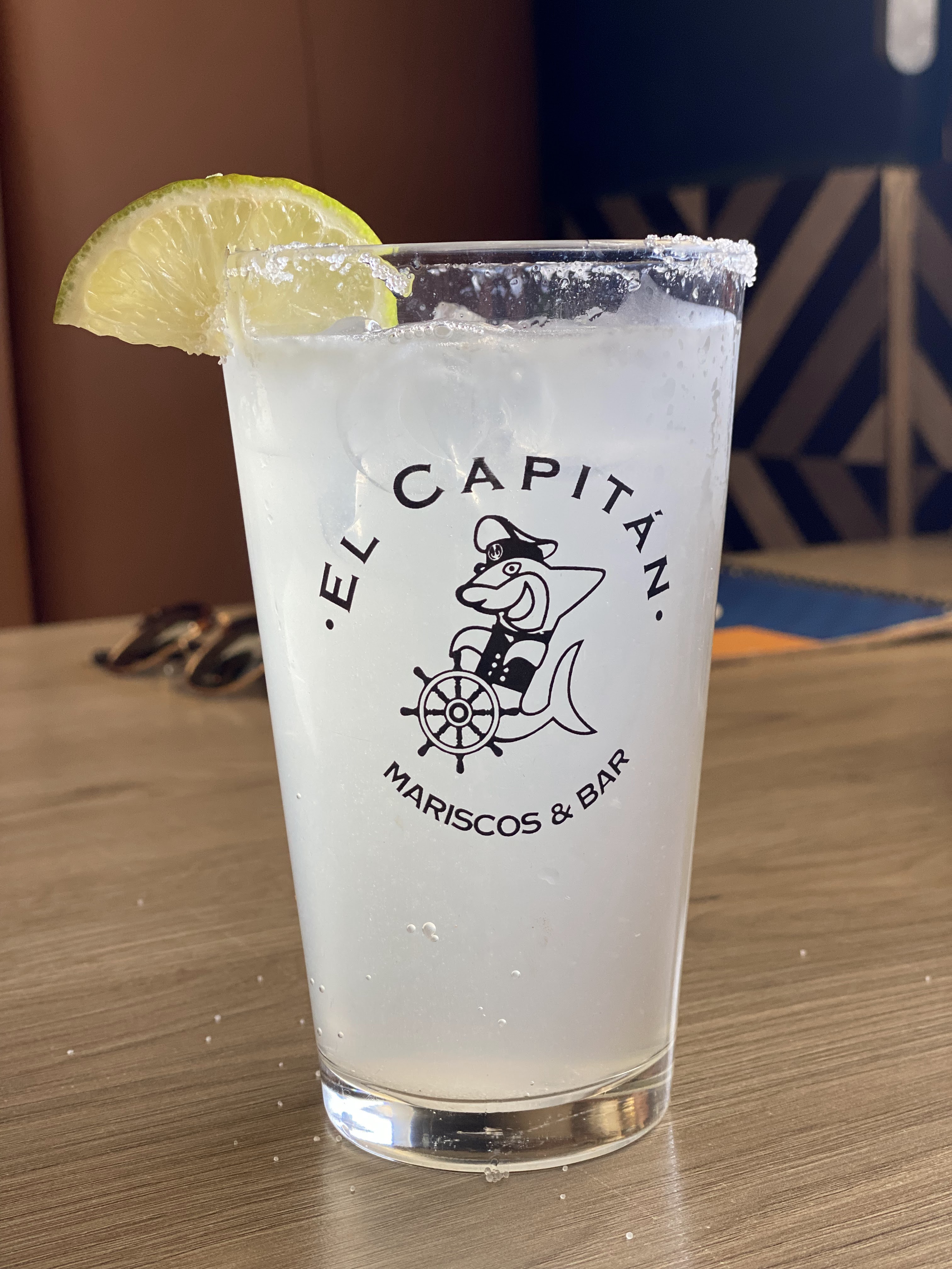 El Capitan mariscos & bar image 9