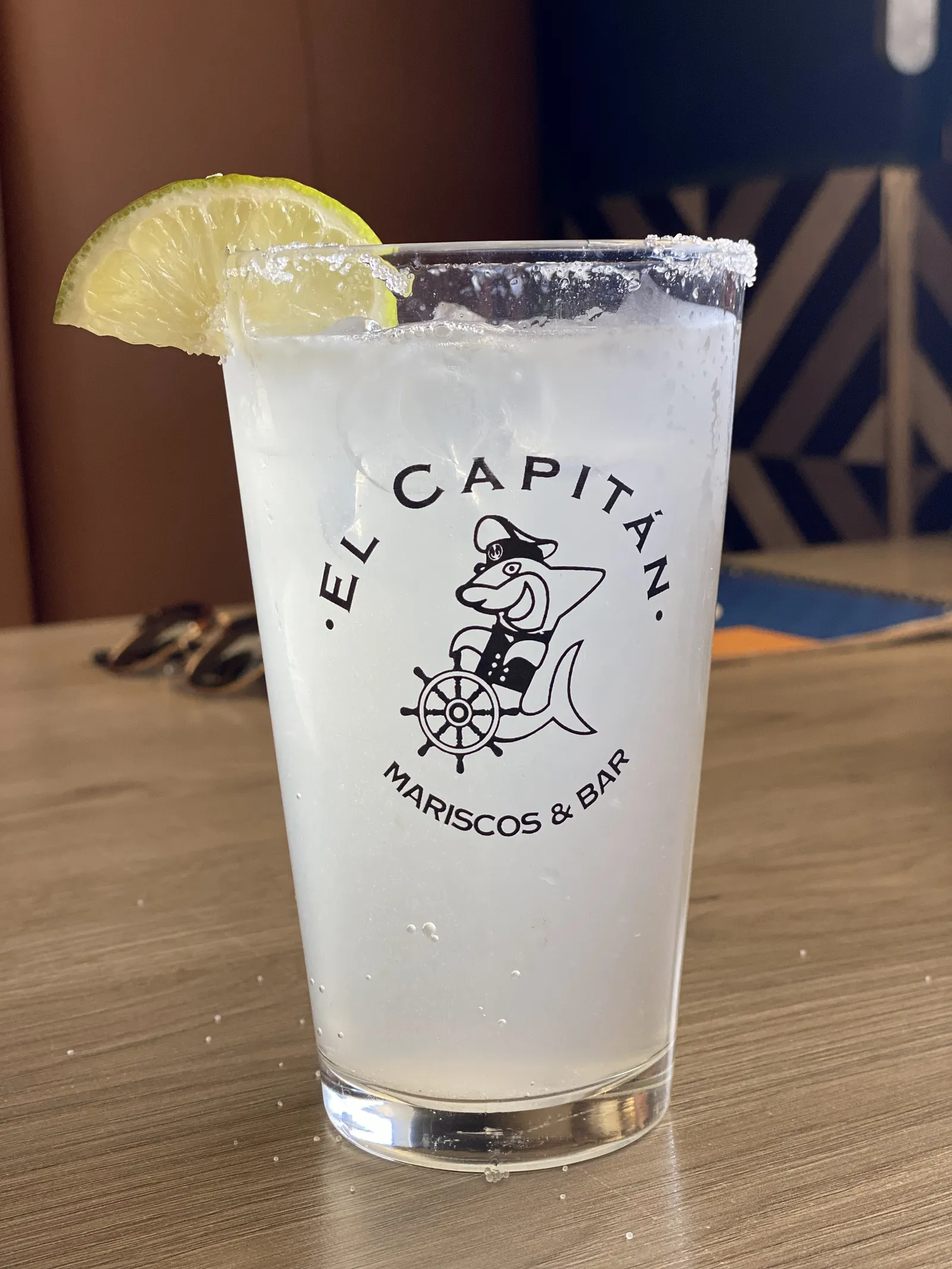 El Capitan mariscos & bar image 9