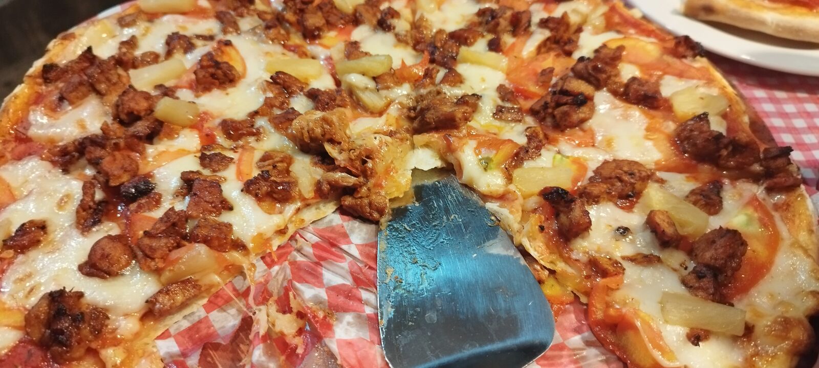 Cosa Nostra Pizzería image 4