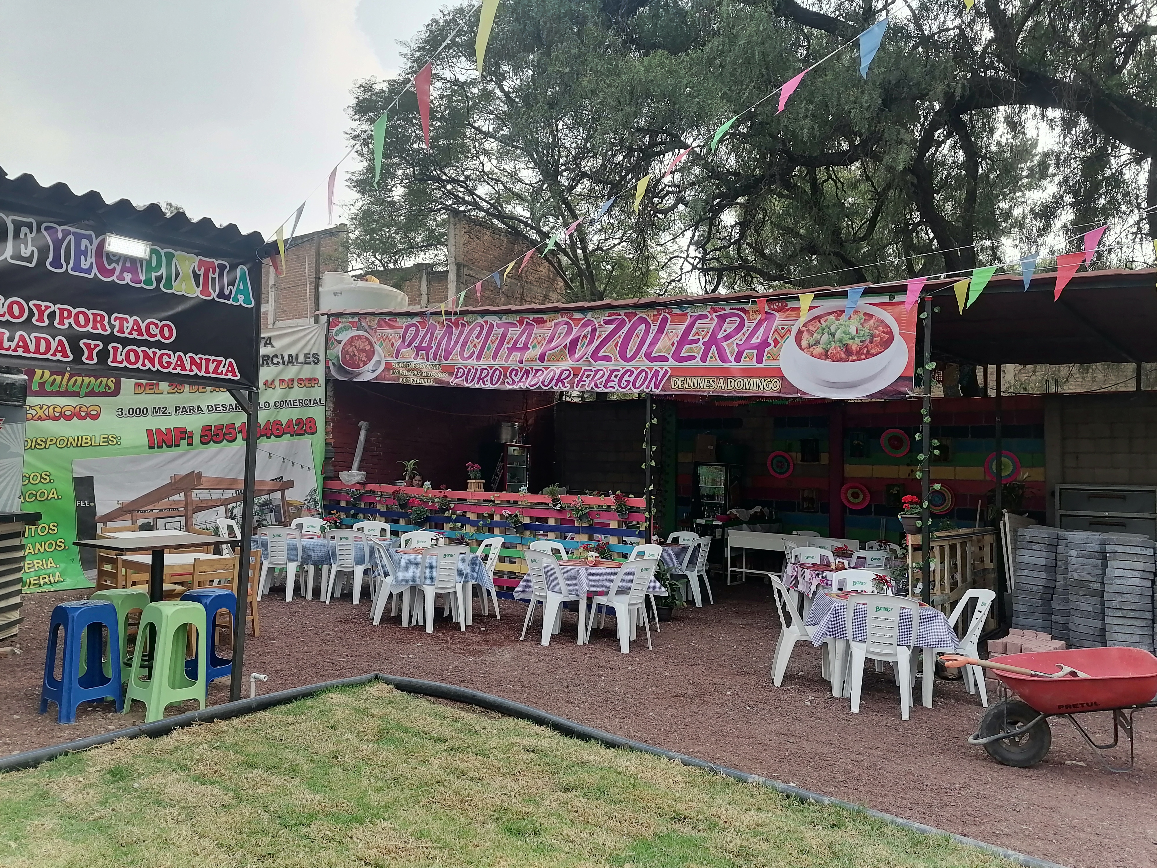 Las Palapas Texcoco Food Park image 7