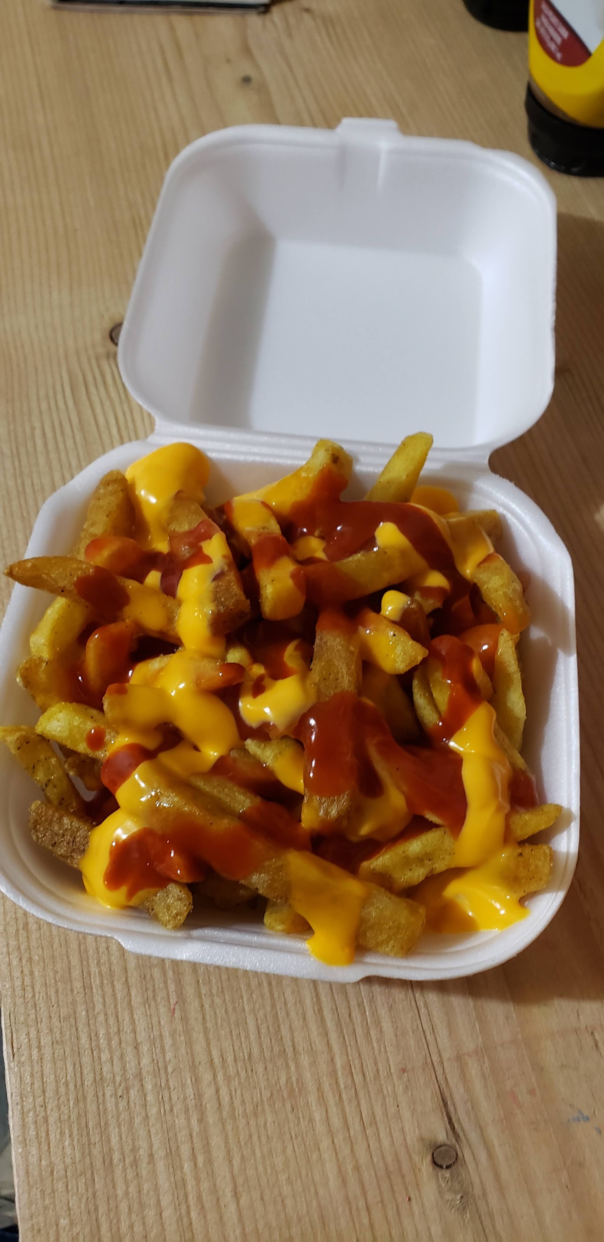 ALITAS, HAMBURGUESAS Y ALGO MAS... image 3