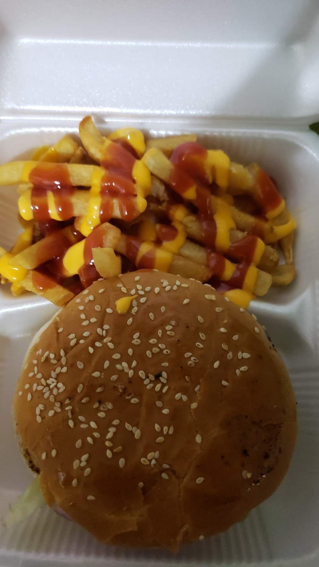 ALITAS, HAMBURGUESAS Y ALGO MAS... image 5