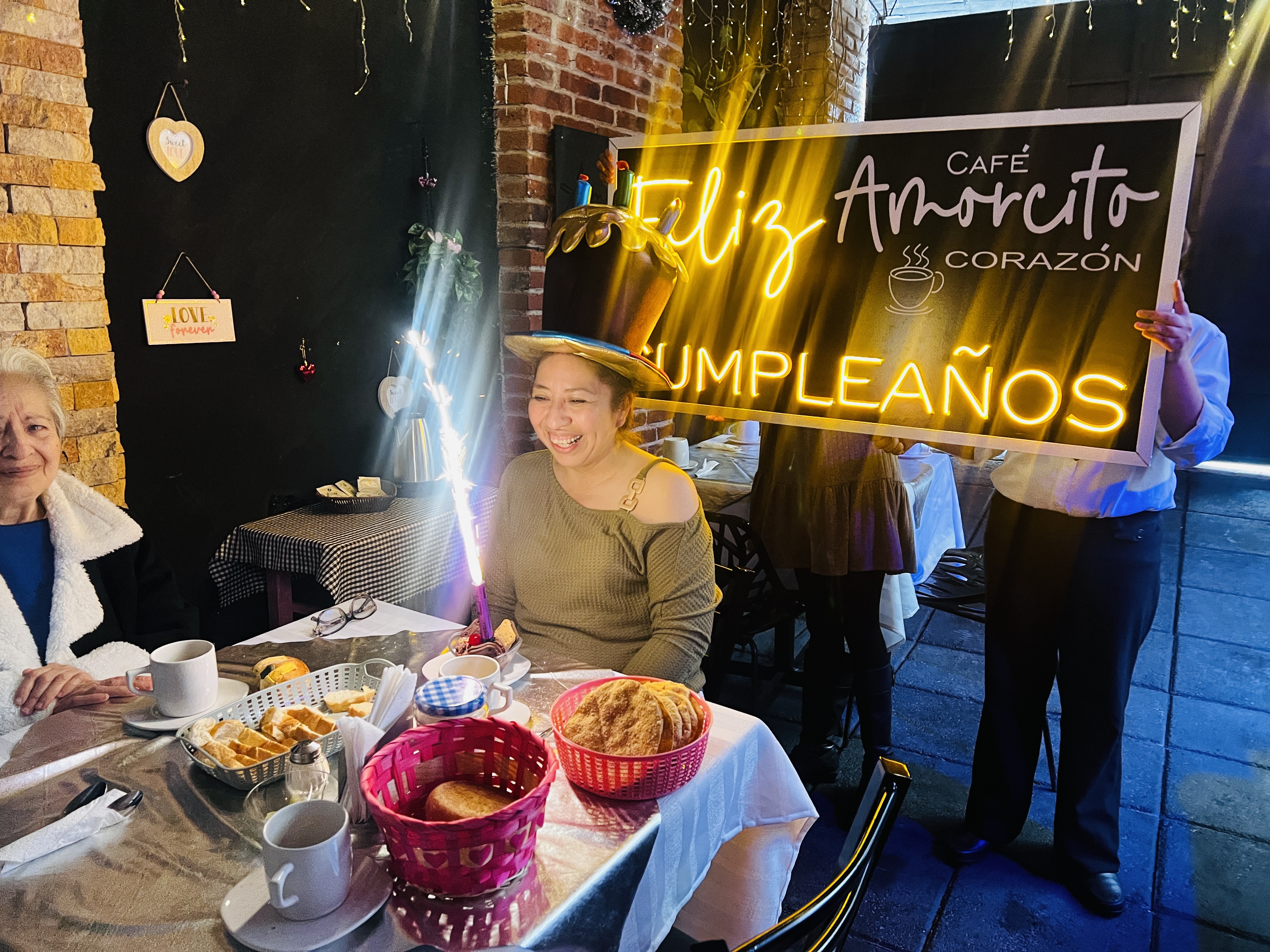 DUETO NOVIEMBRE TRECE image 5