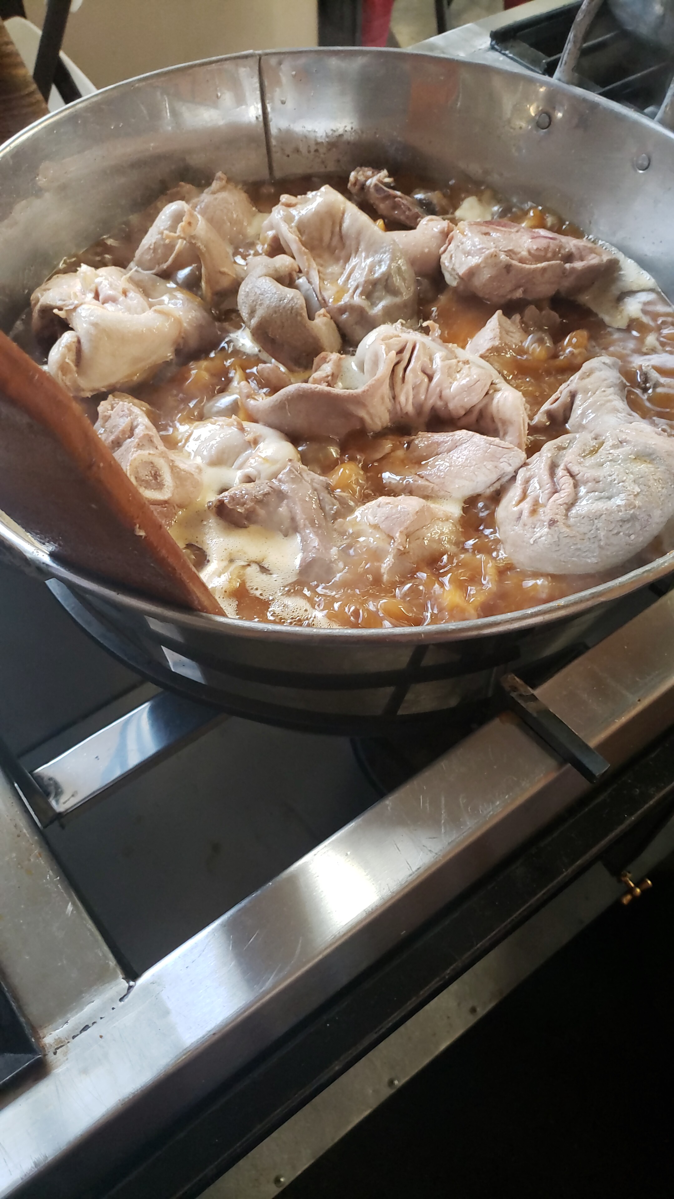 Birrieria y Carnitas Villegas image 1