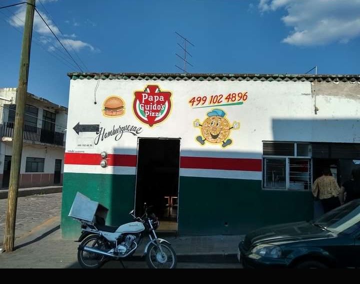 Pizzería Guidos image 1