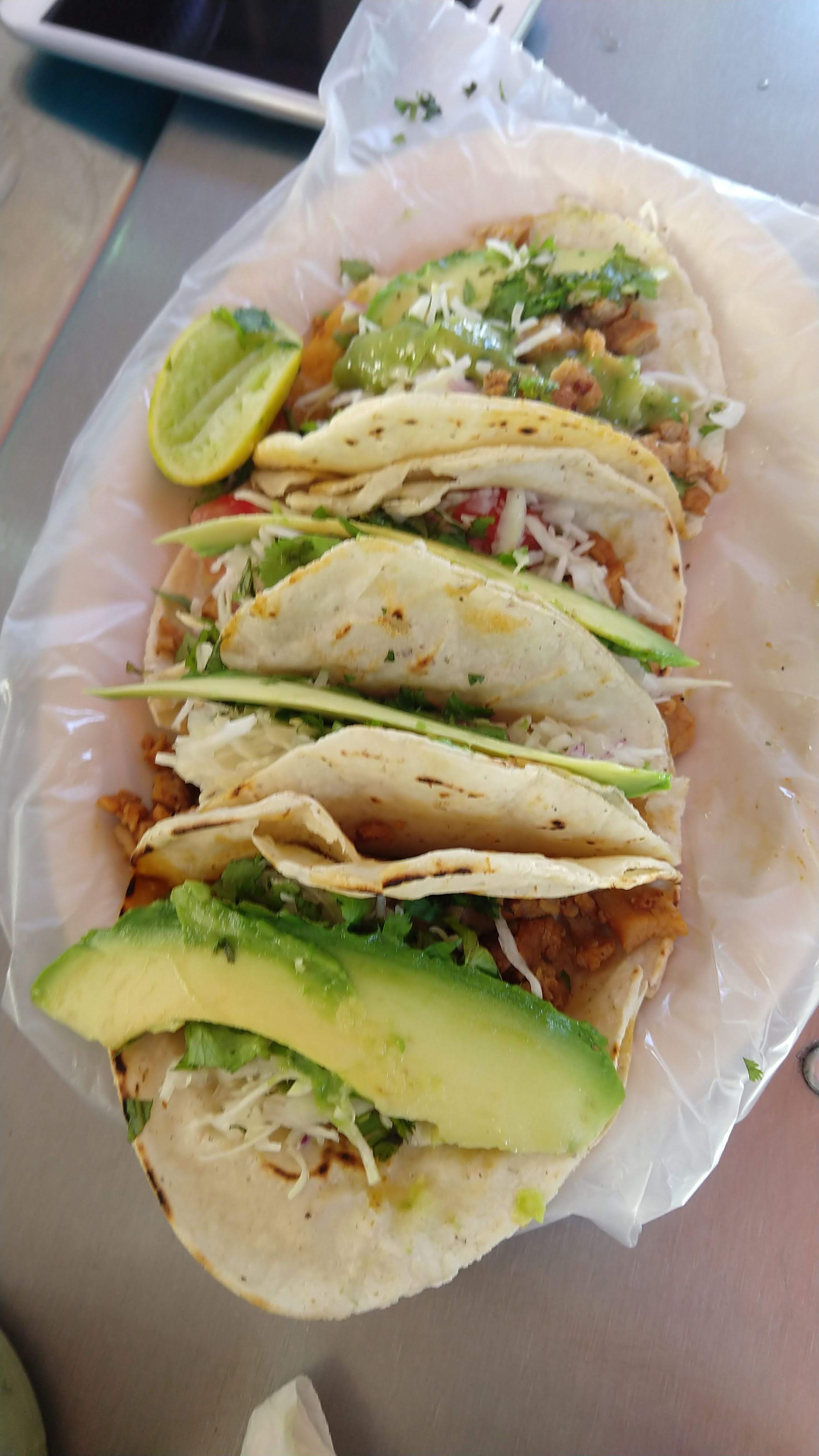 Tacos y Tortas Don Carlos image 2