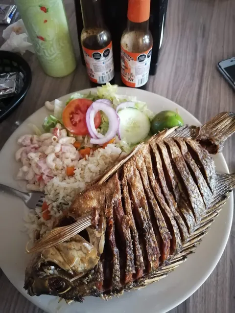 Mariscos La Cumbre de Villanueva image 2
