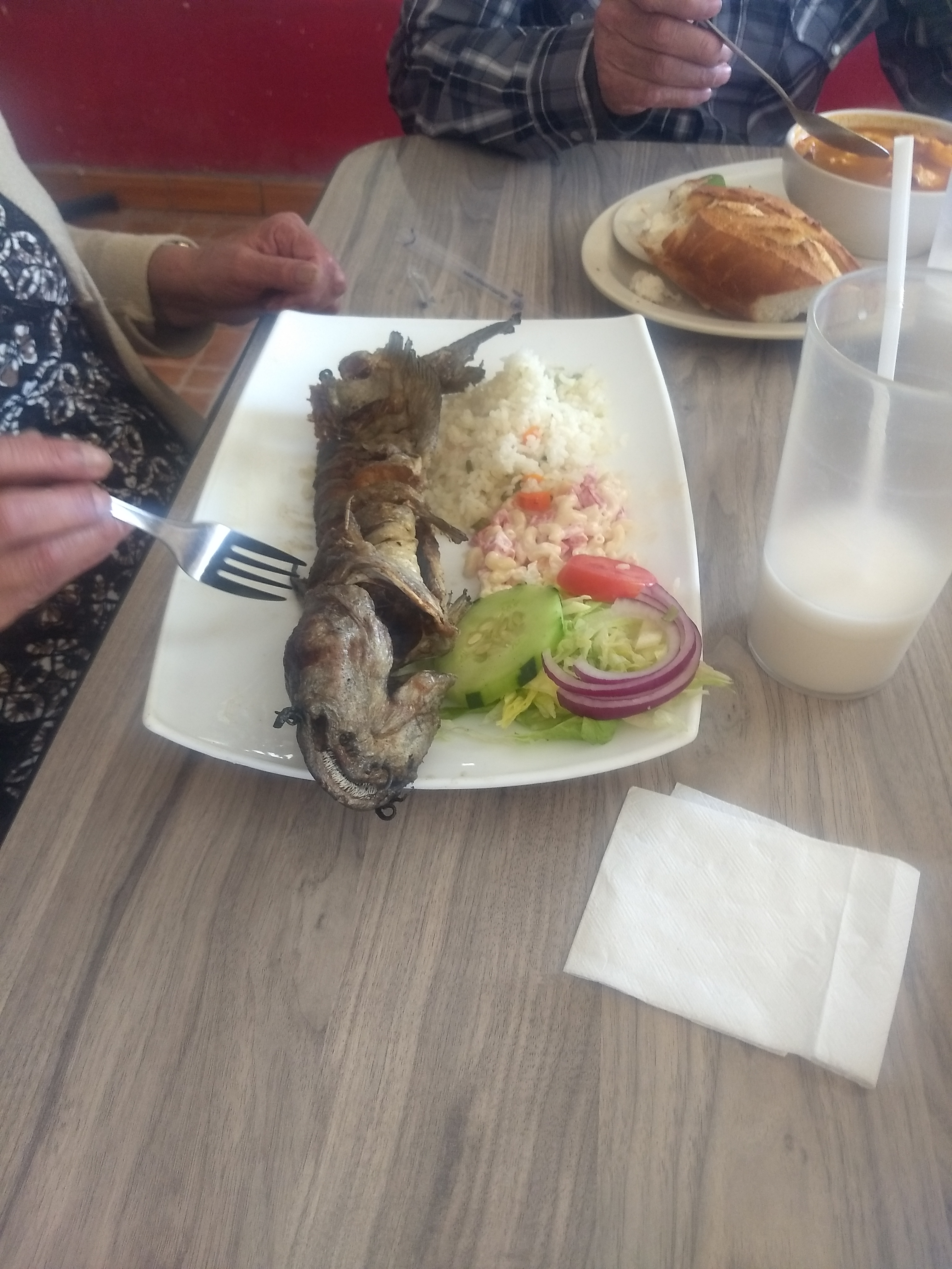 Mariscos La Cumbre de Villanueva image 5