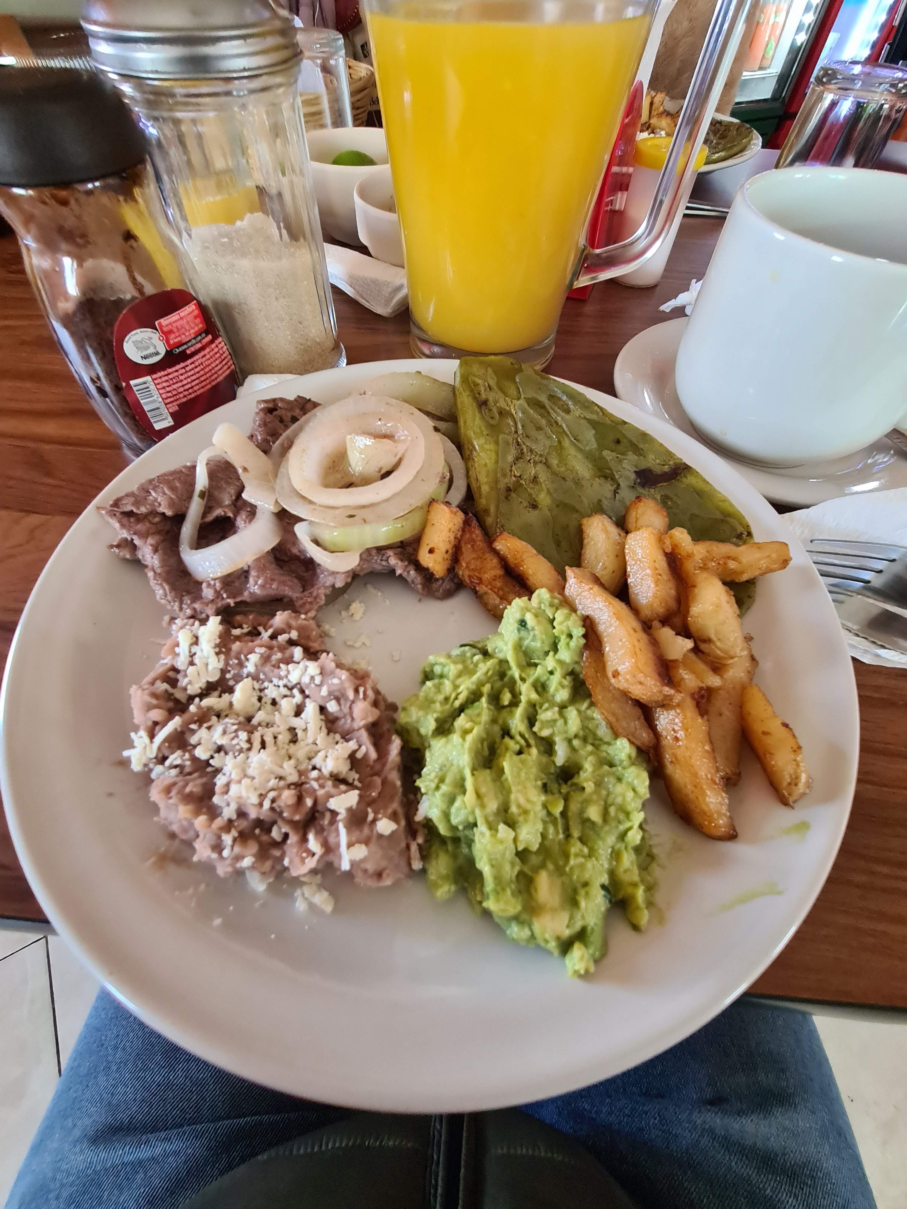 Antojitos Los Angeles image 5