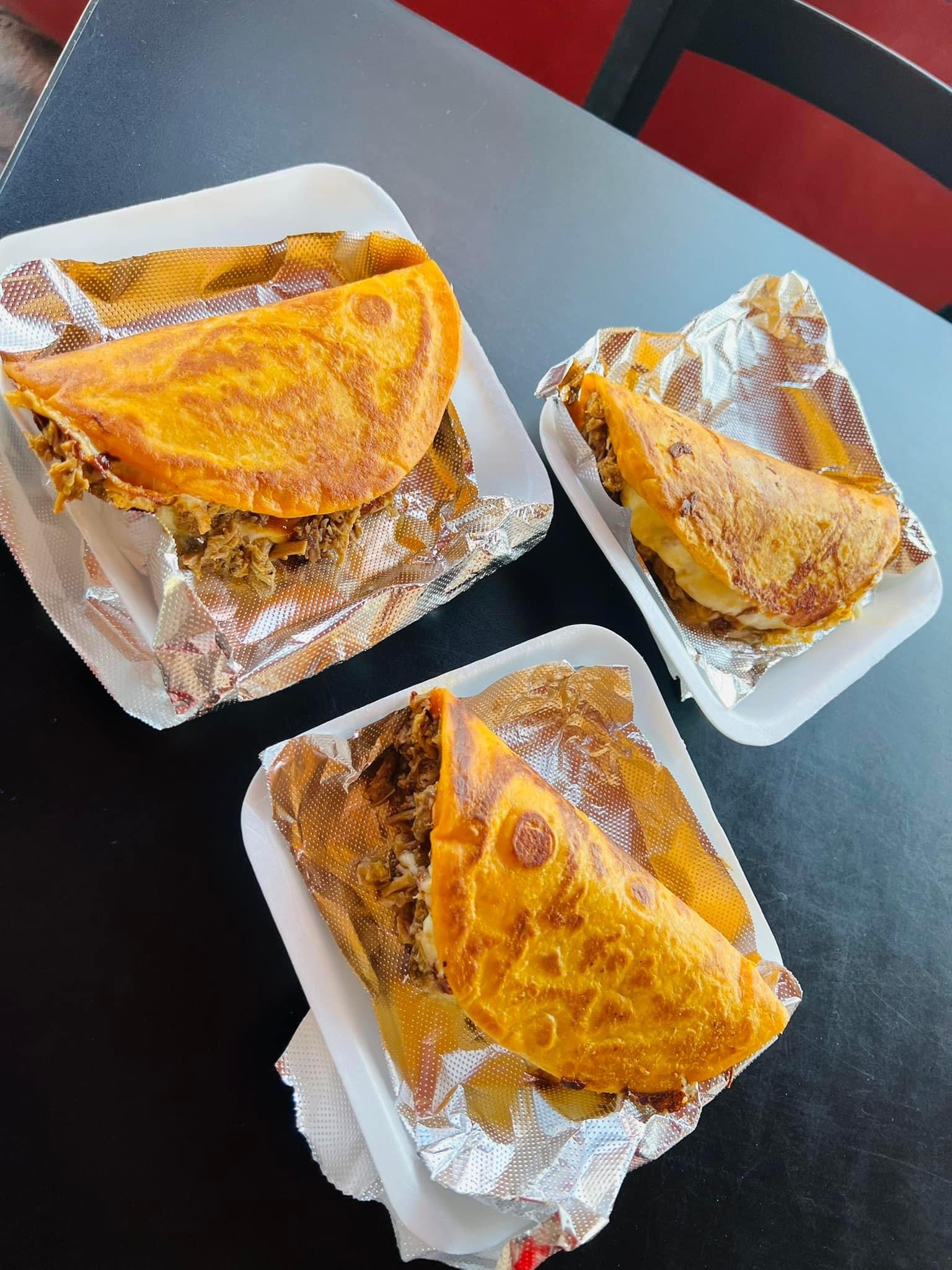 Carnitas y Birria Junior image 2