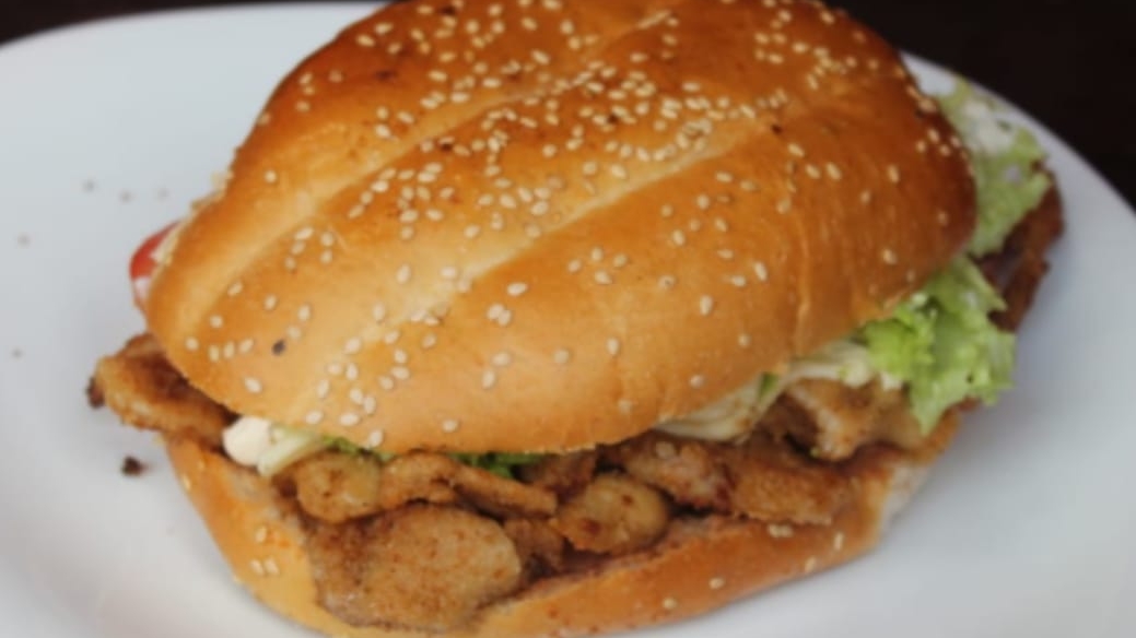 Loncheria los girasoles image 2