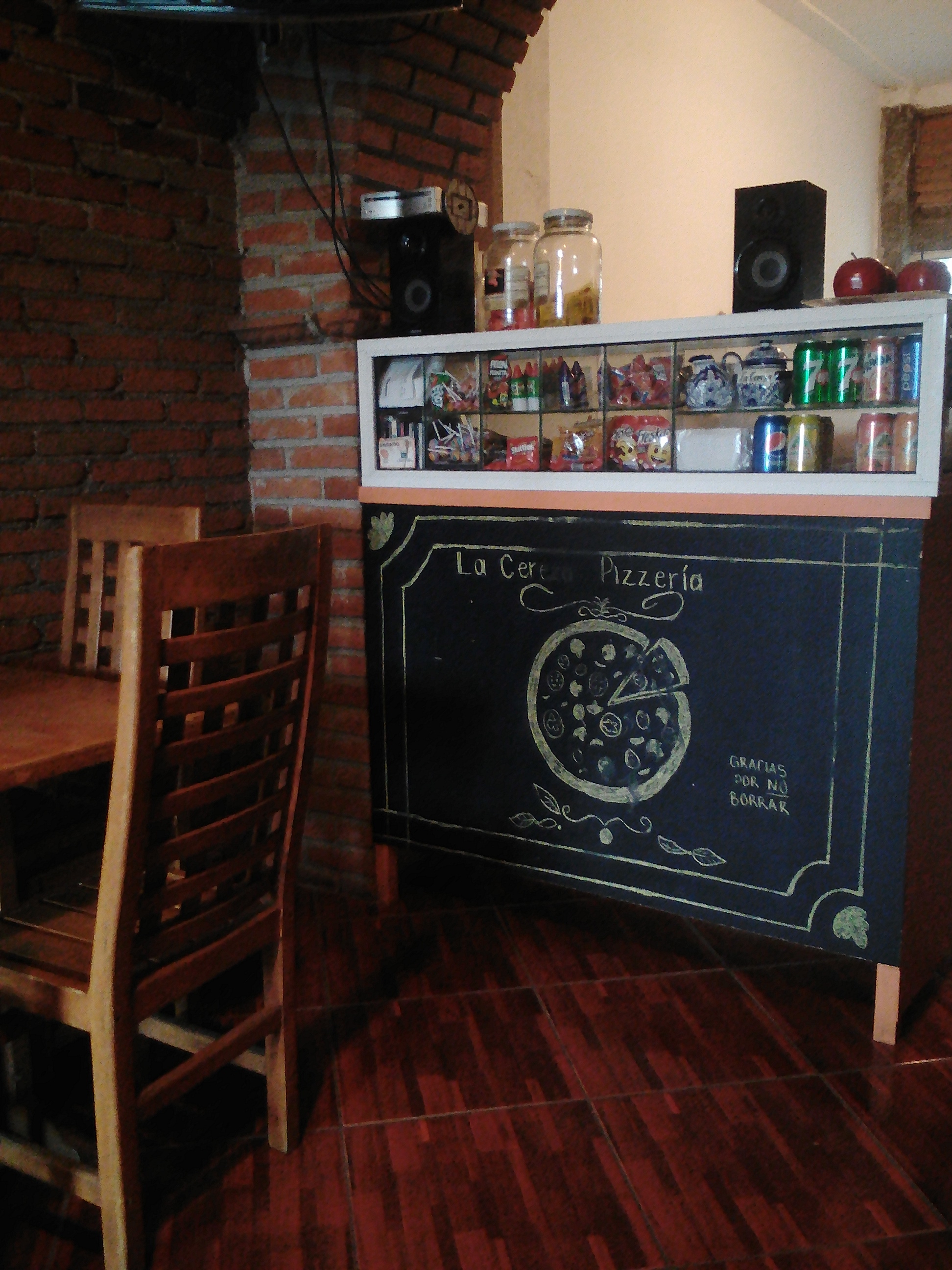 Pizzería La Cereza image 8