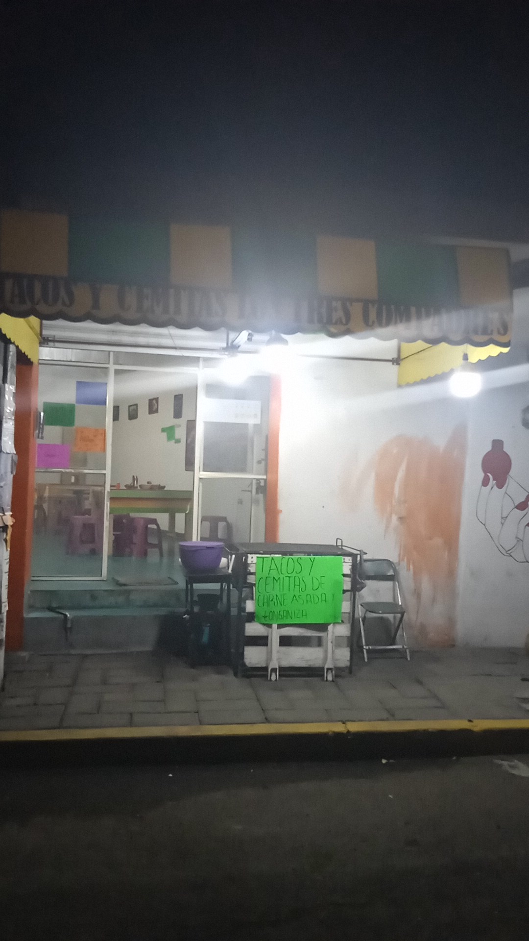 TAQUERIA LOS 3 COMPADRES image 6