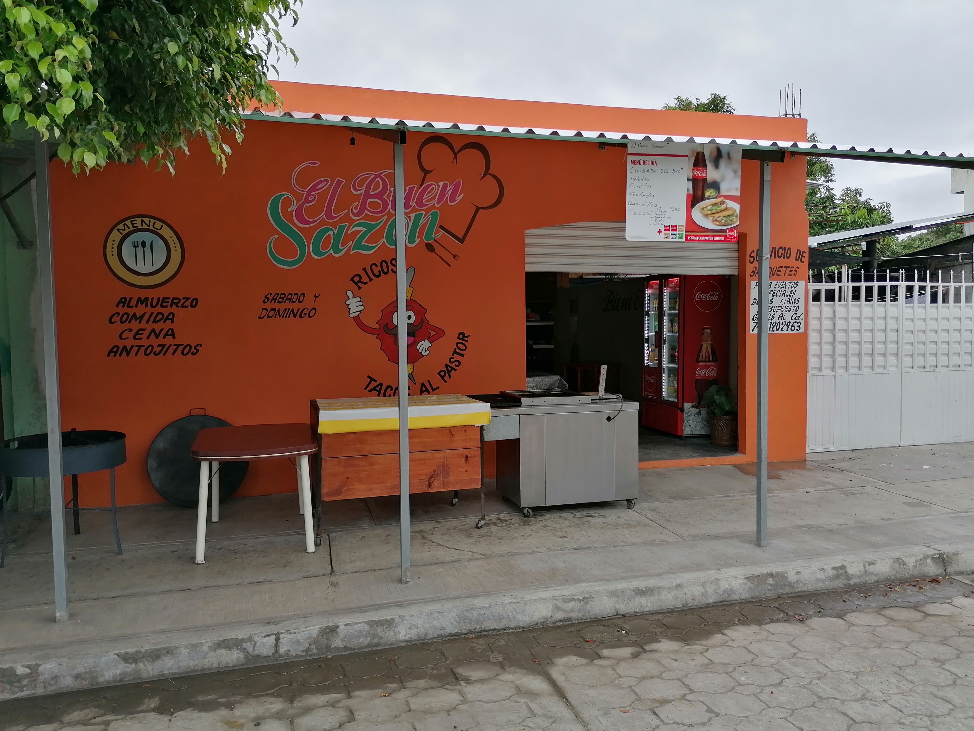 El Buen Sazón image 5