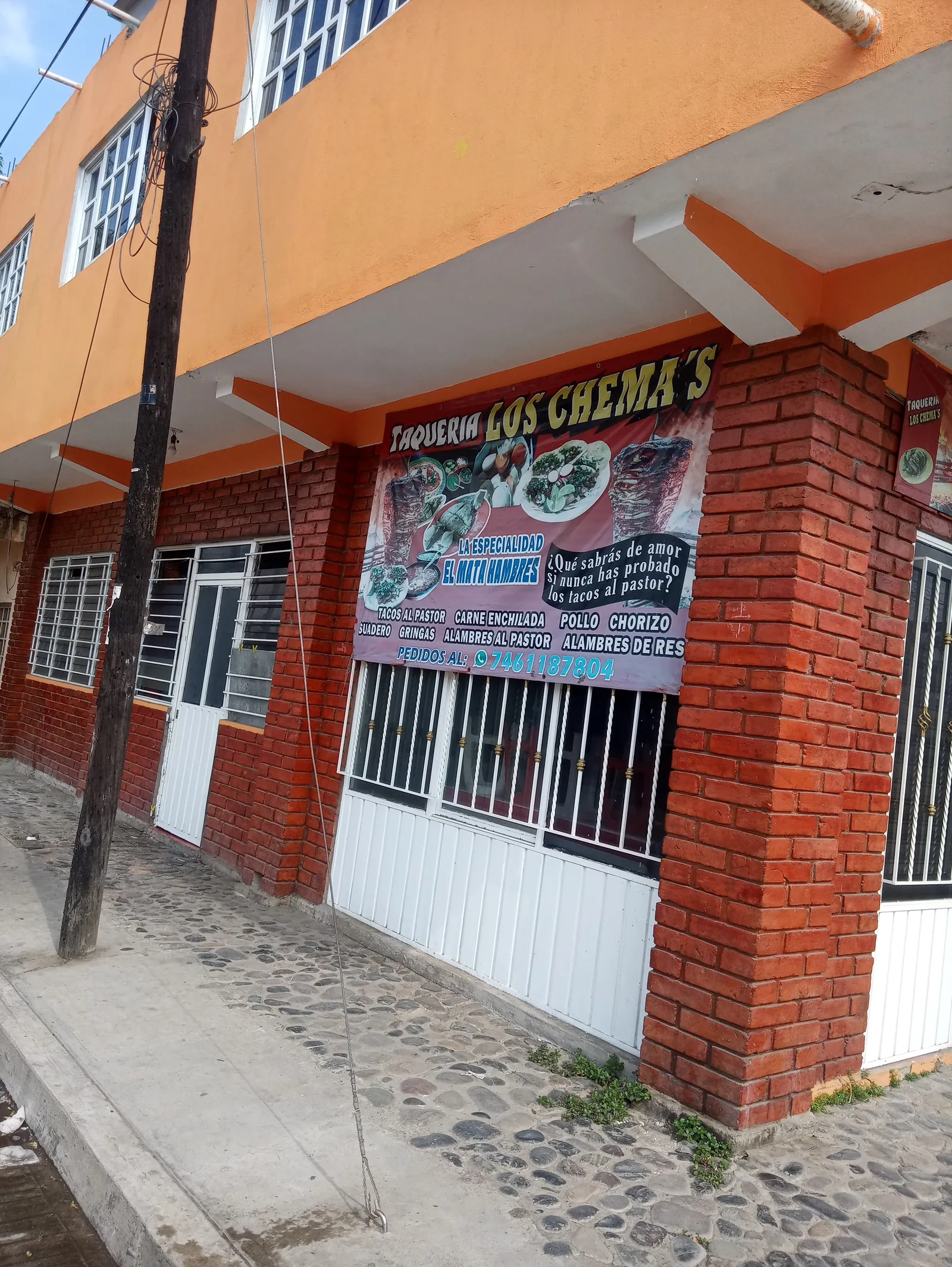 Los Chemas Taqueria image 1