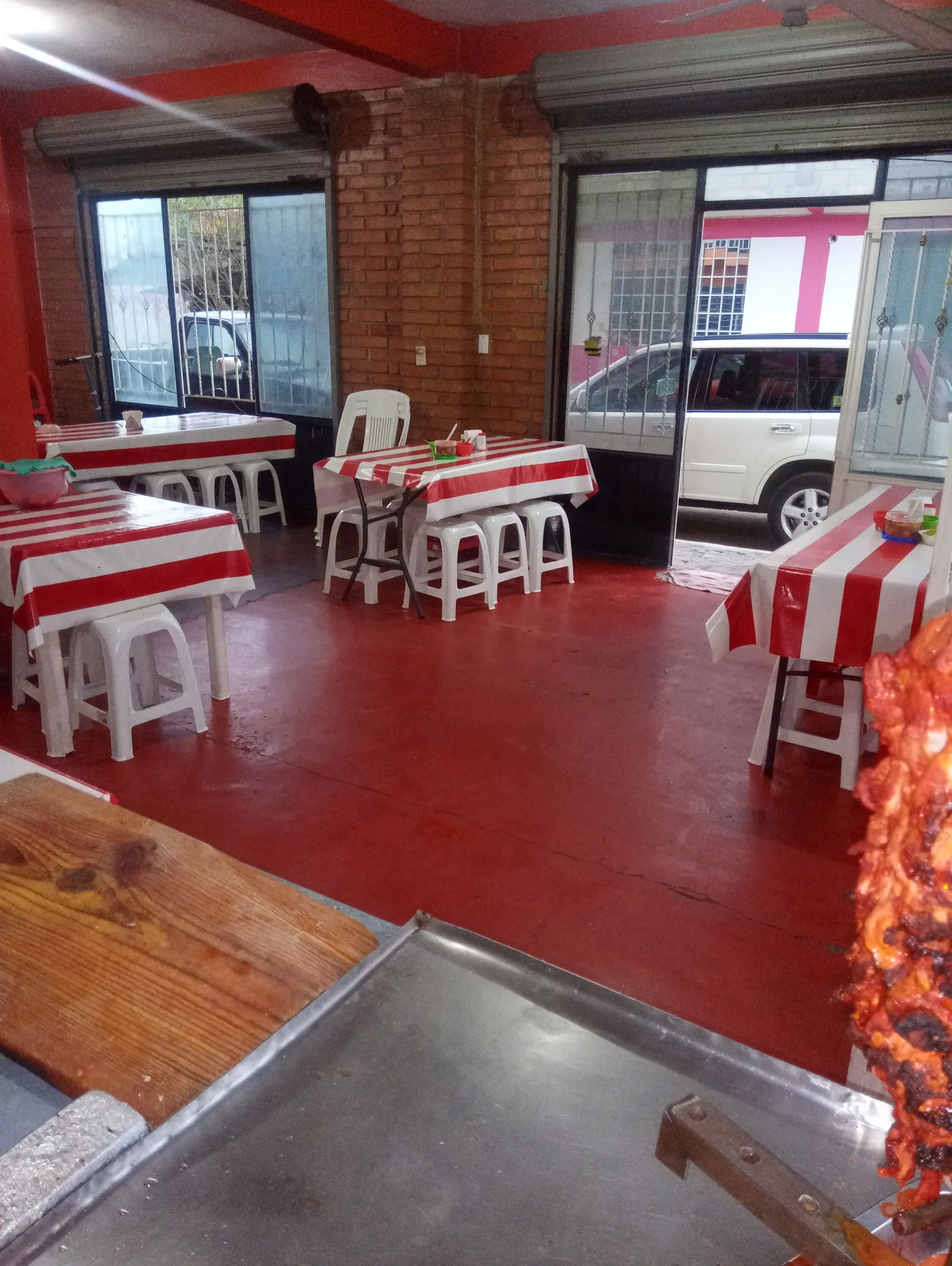 Los Chemas Taqueria image 10
