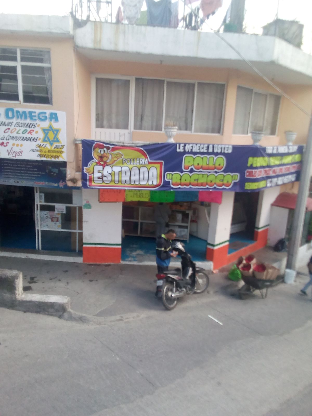Pollería Estrada image 1