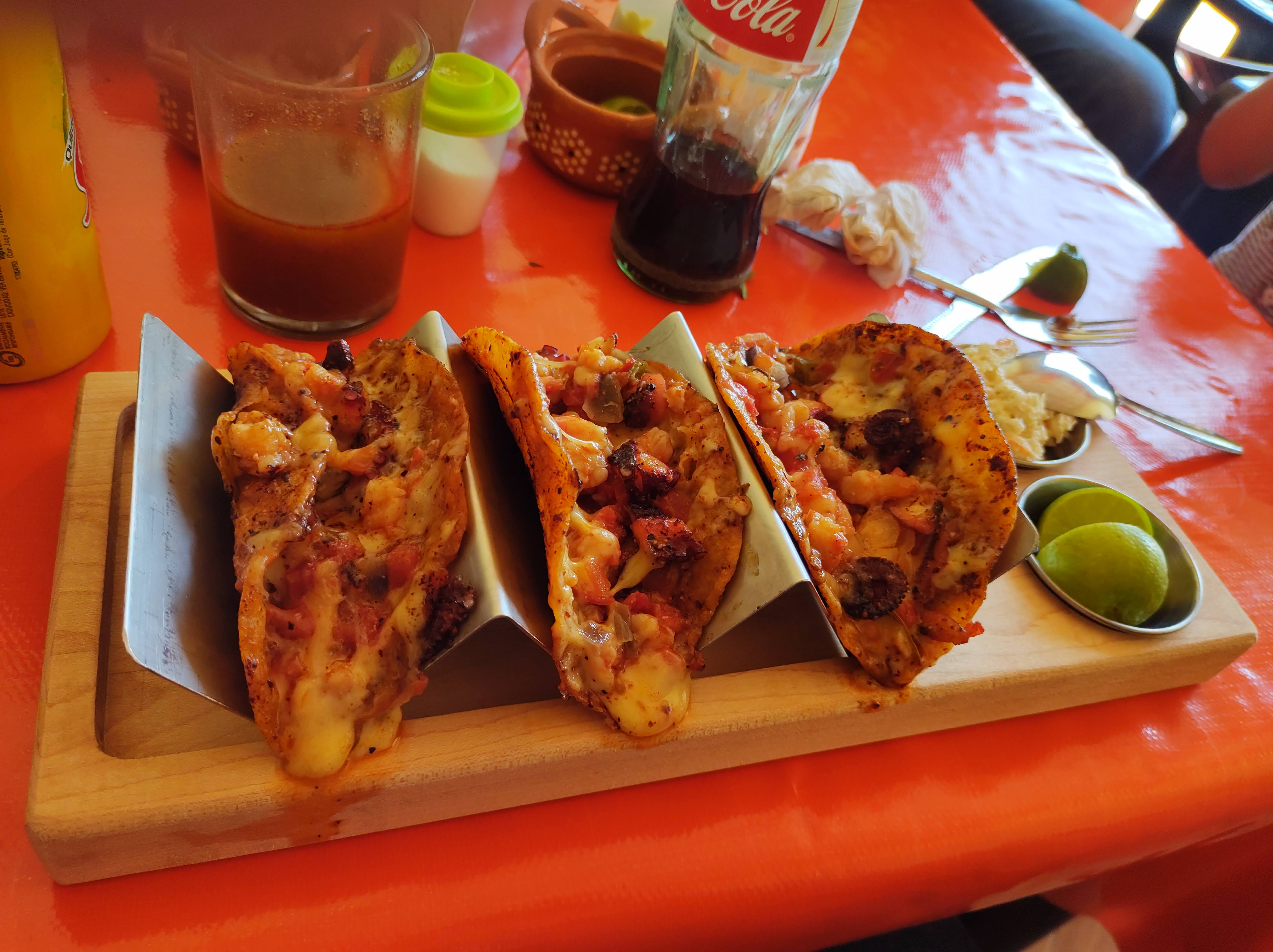 Mariscos Emiliano image 5