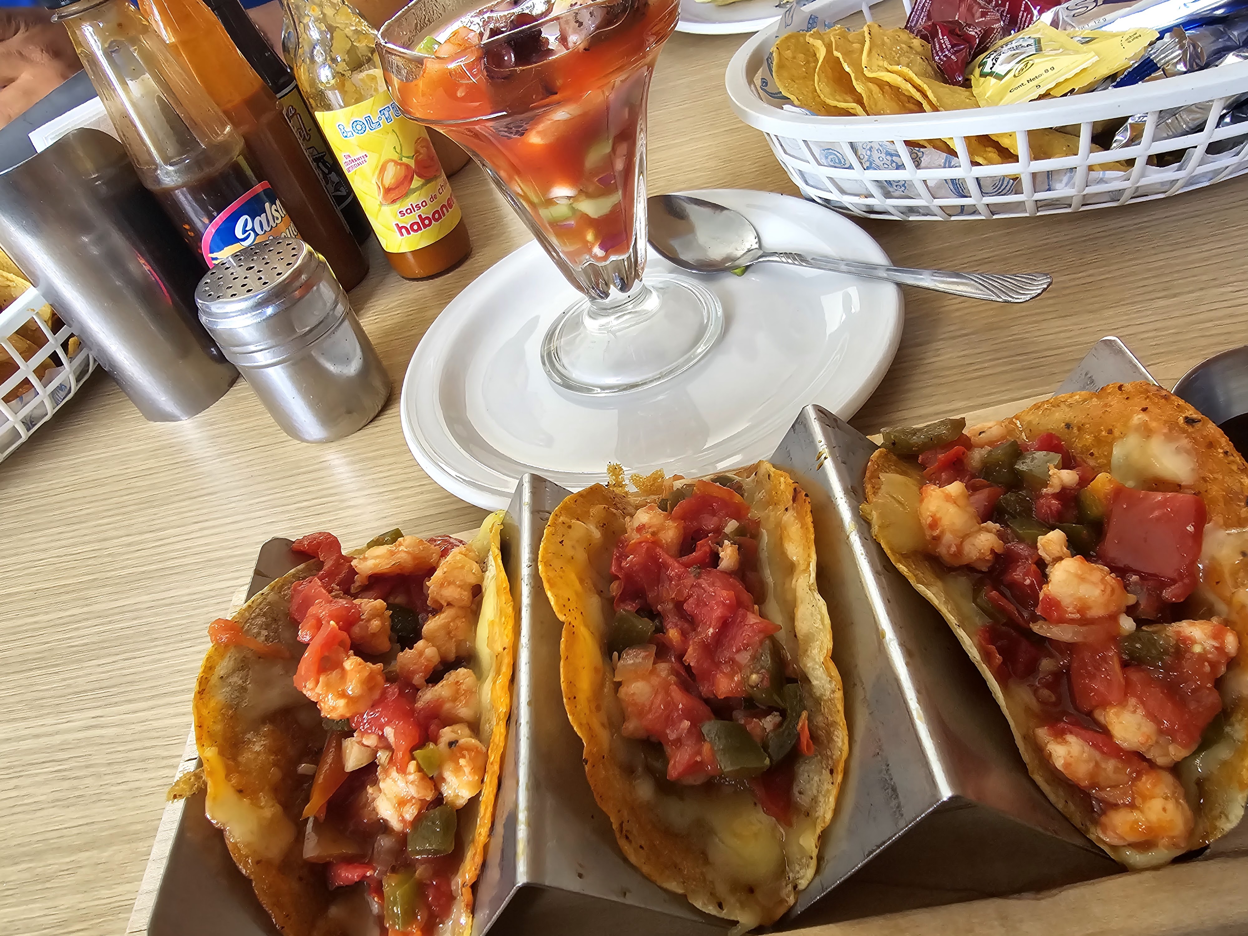 Mariscos Emiliano image 6