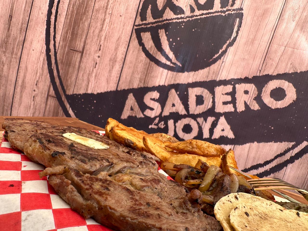 Asadero La Joya image 1