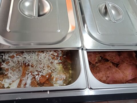 Buffet "El sazón de mamá" image 2