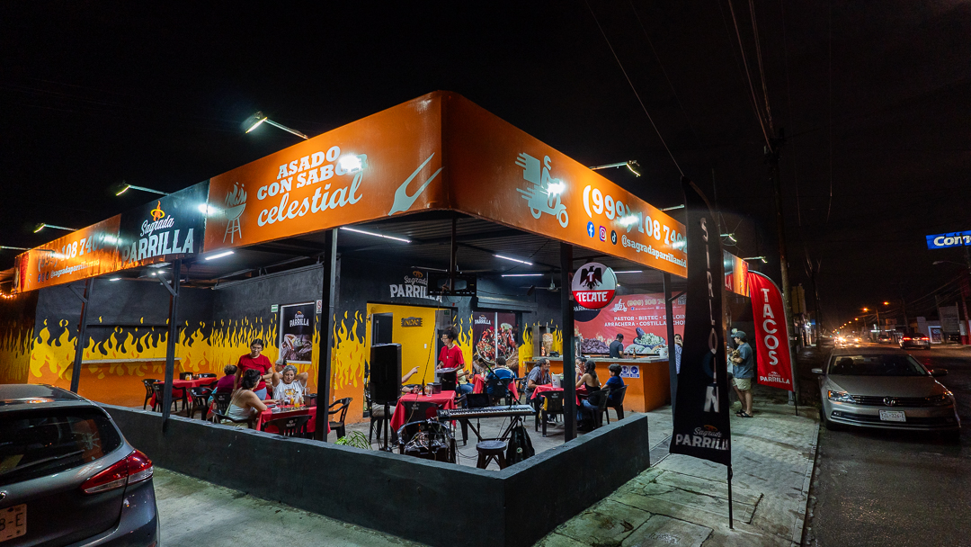 Taquería Sagrada Parrilla | Restaurante Mexicano en Francisco de Montejo, Chuburna. image 1