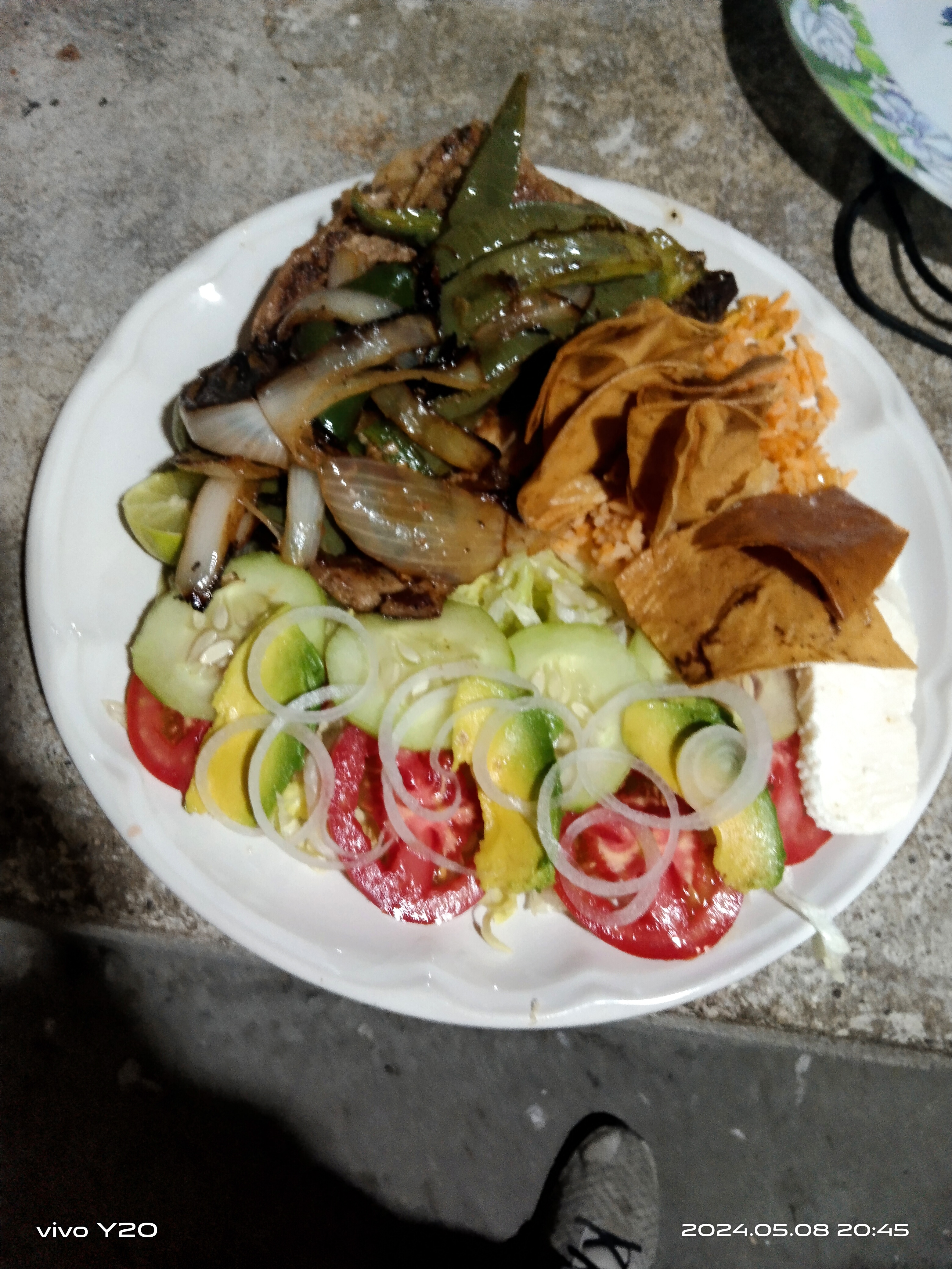 COMEDOR FAMILIAR MI LINDO TIERRA BLANCA image 3