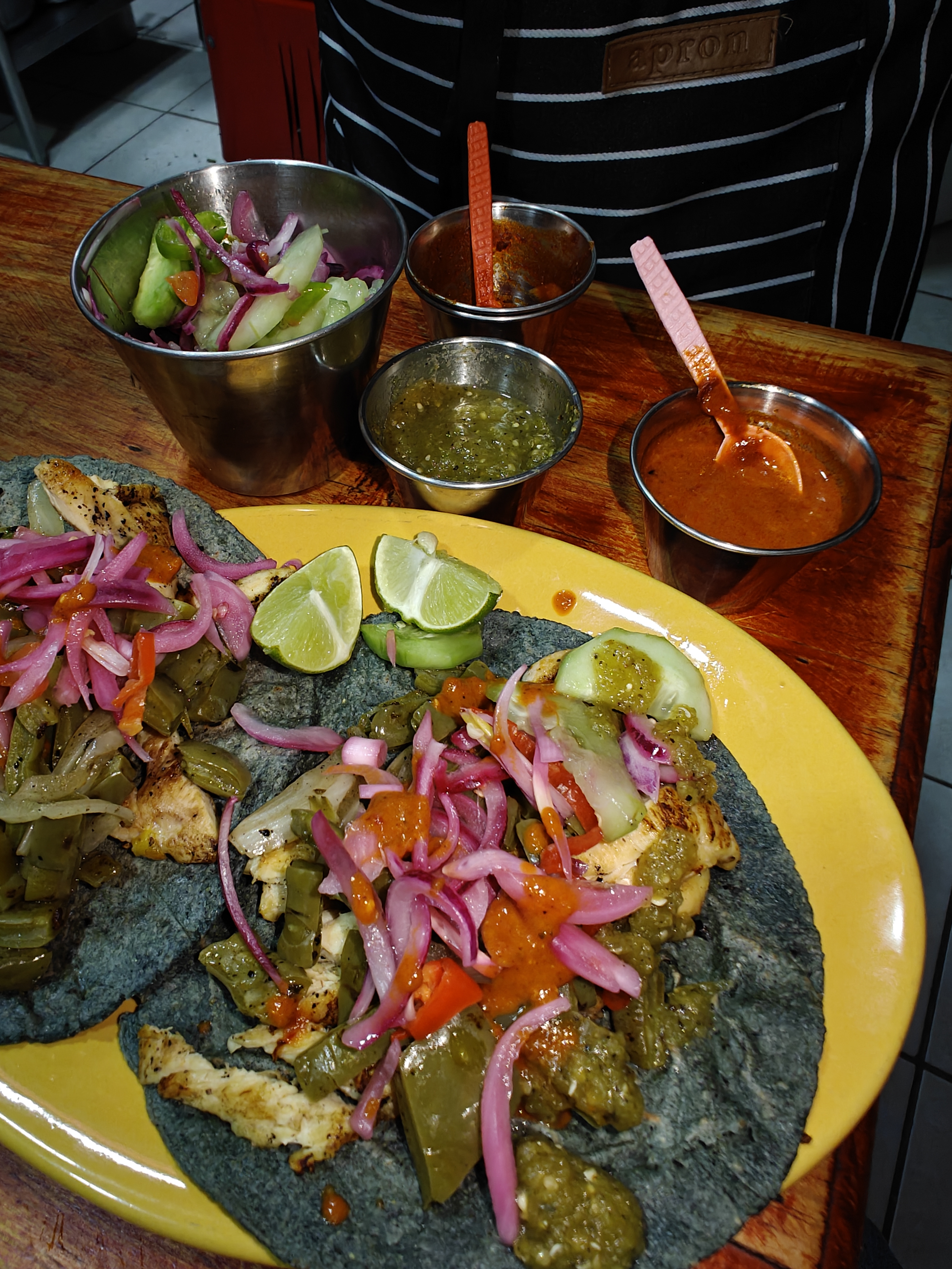 Fonda Valdos image 6