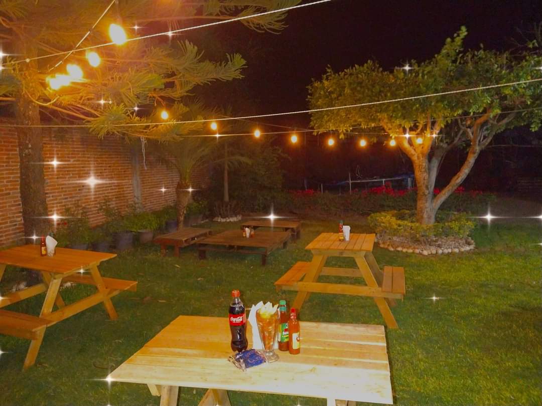 JaLii Mariscos image 3